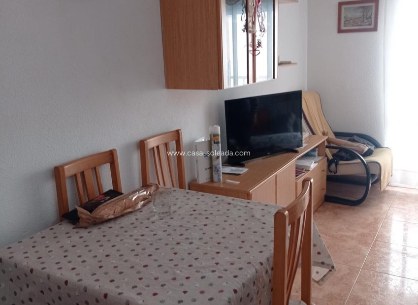 Herverkoop - Appartement / flat - Torrevieja - Habaneras