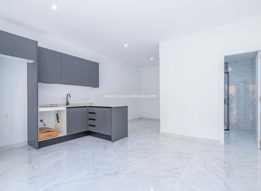 Herverkoop - Appartement / flat - Torrevieja - La Mata