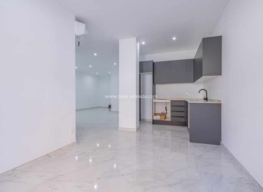 Herverkoop - Appartement / flat - Torrevieja - La Mata