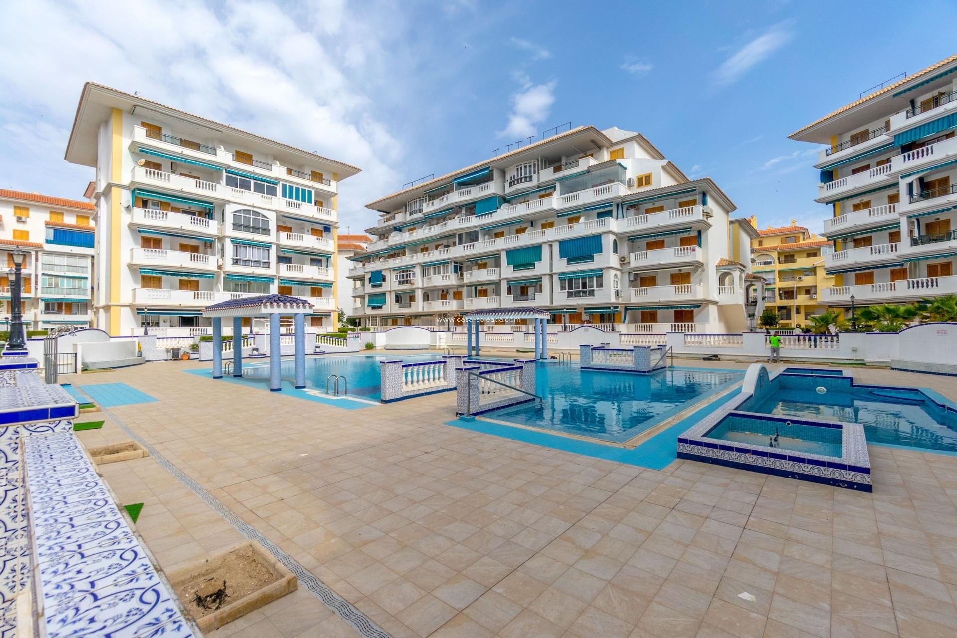 Herverkoop - Appartement / flat - Torrevieja - Los Europeos