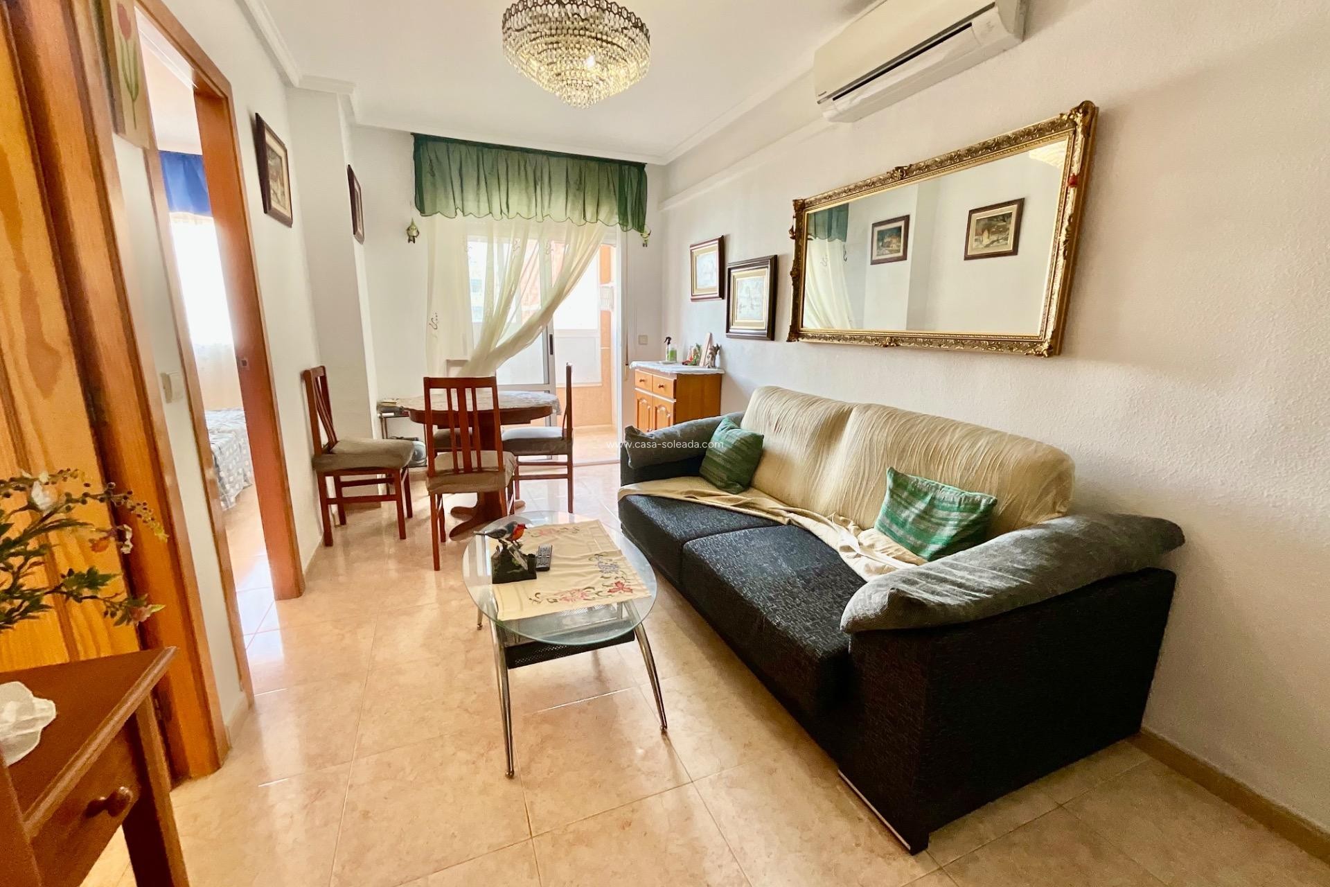 Herverkoop - Appartement / flat - Torrevieja - PARQUE DE LAS NACIONES