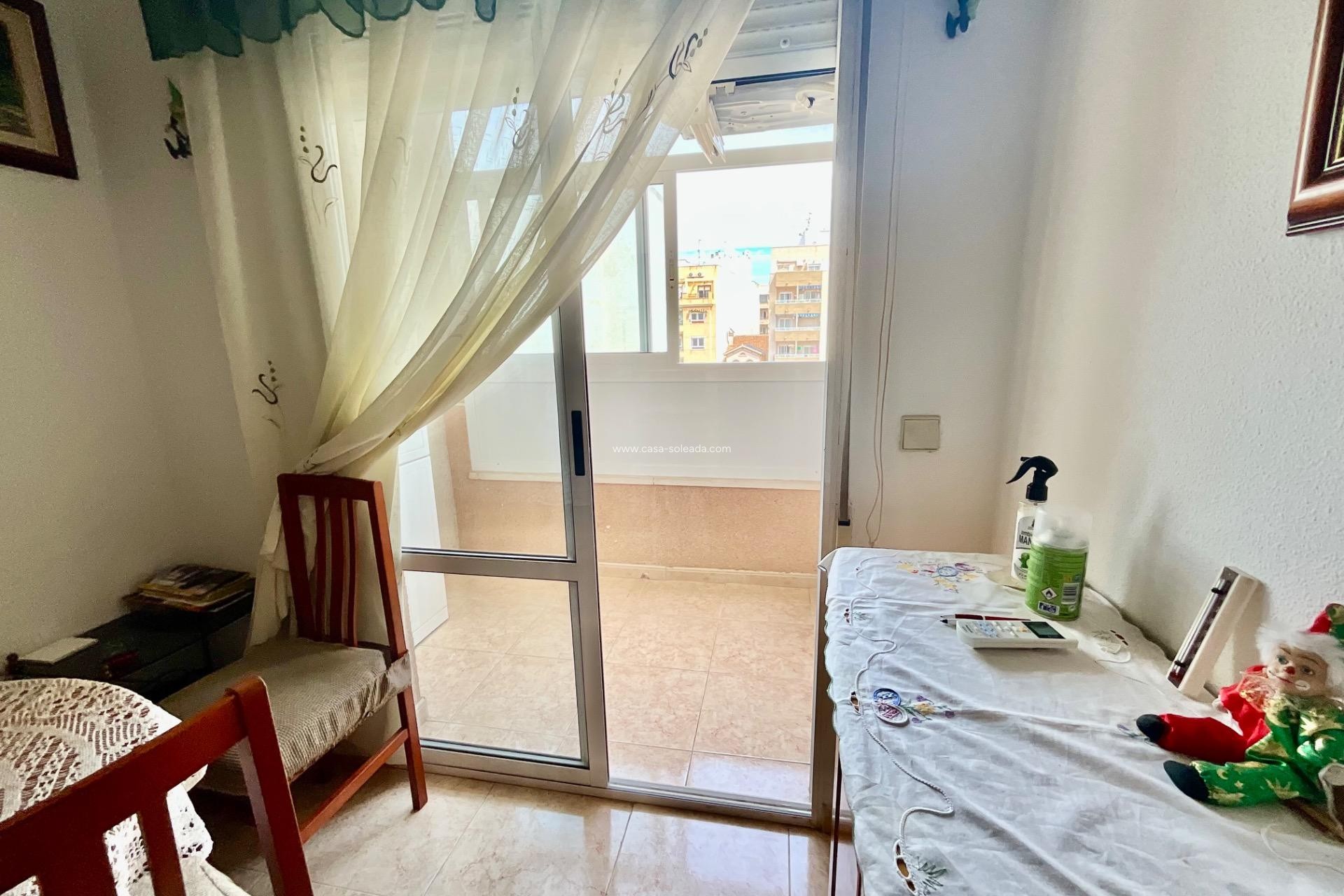 Herverkoop - Appartement / flat - Torrevieja - PARQUE DE LAS NACIONES