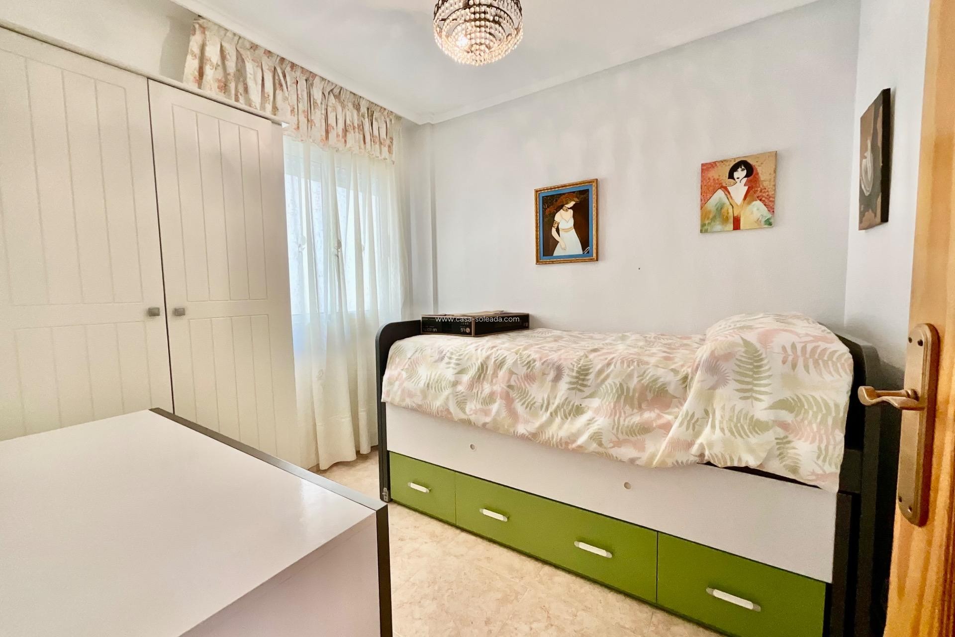 Herverkoop - Appartement / flat - Torrevieja - PARQUE DE LAS NACIONES