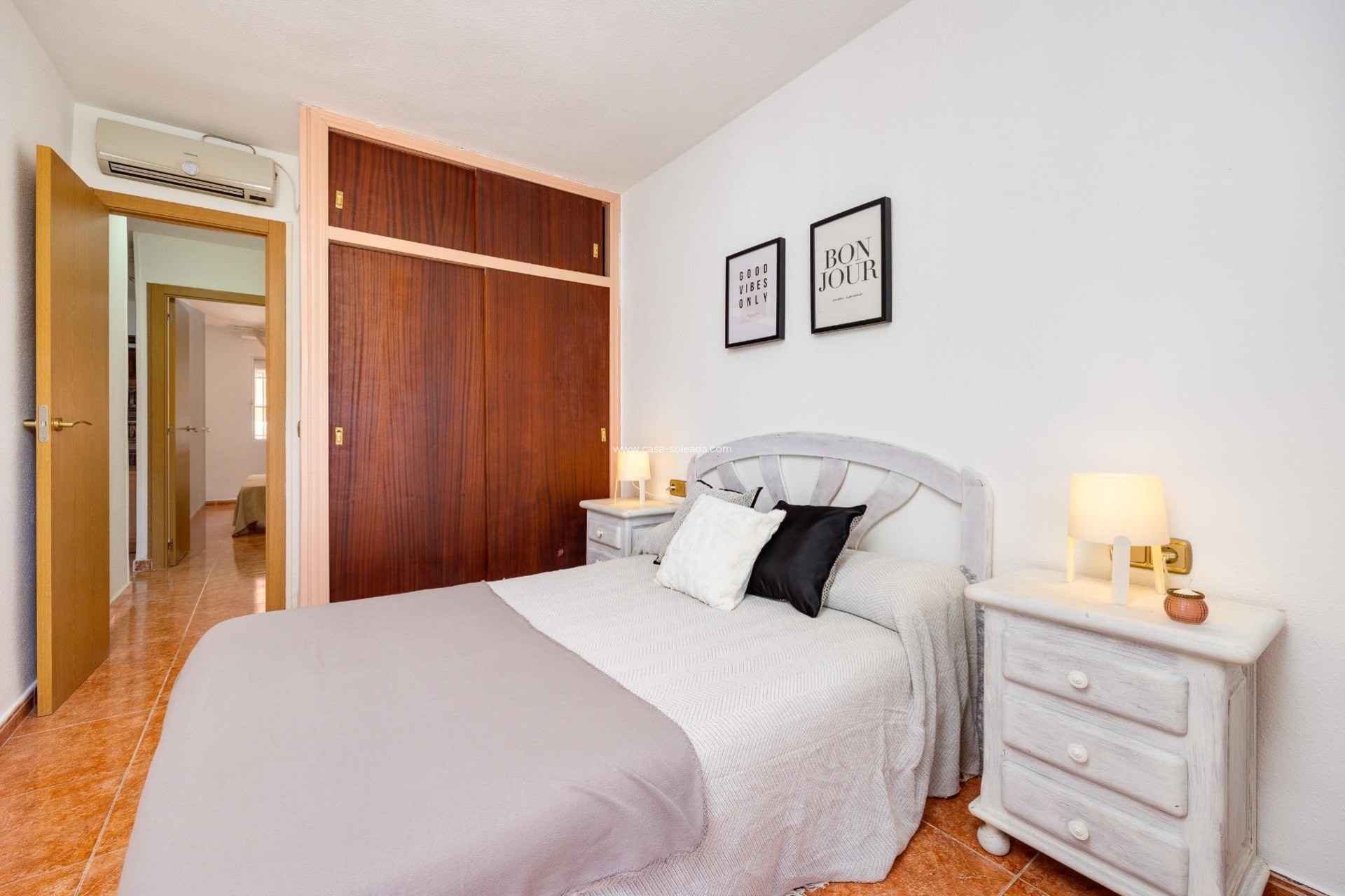 Herverkoop - Appartement / flat - Torrevieja - Playa De Los Naufragos