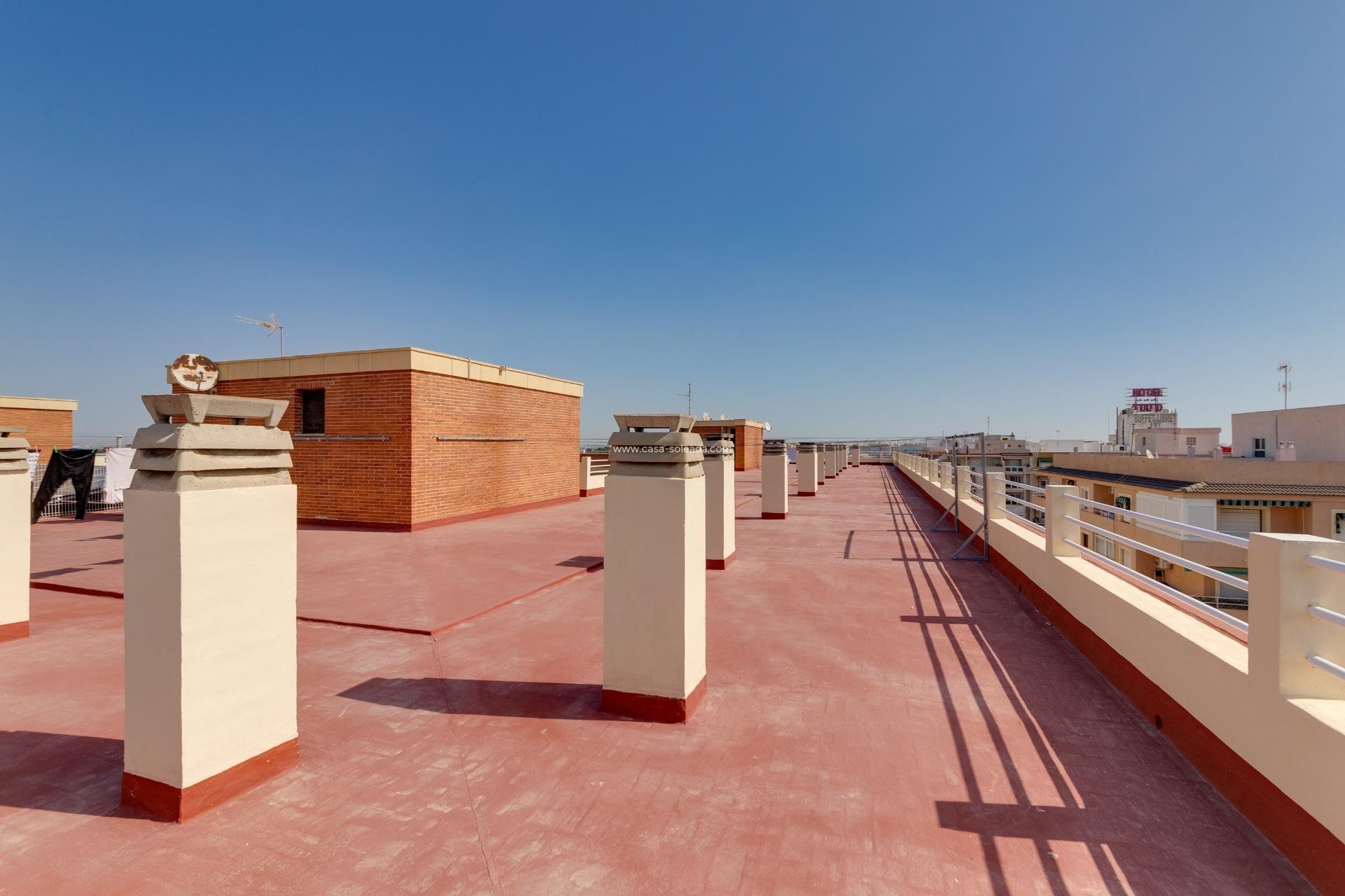 Herverkoop - Appartement / flat - Torrevieja - Playa De Los Naufragos