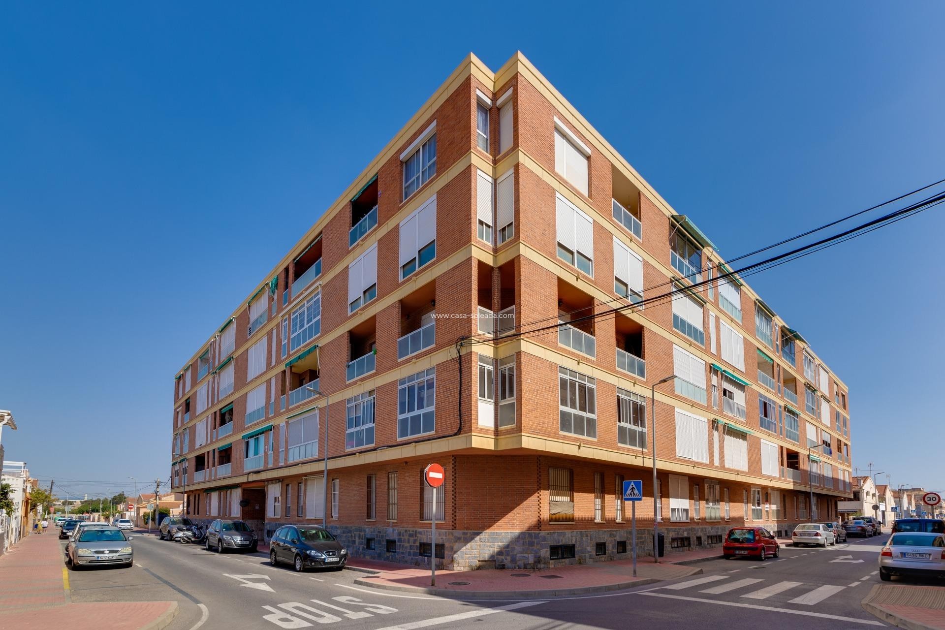 Herverkoop - Appartement / flat - Torrevieja - Playa De Los Naufragos