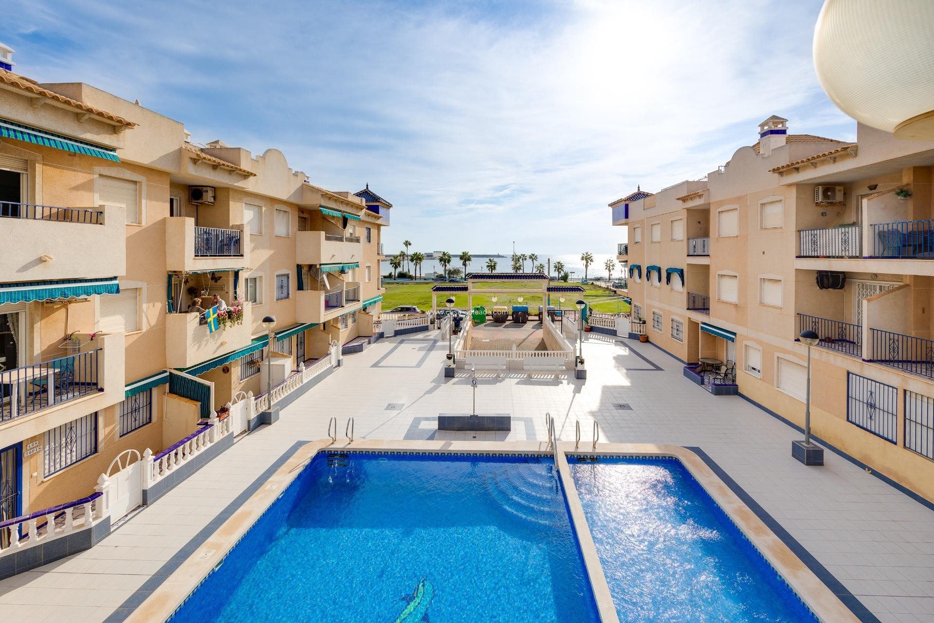 Herverkoop - Appartement / flat - Torrevieja - Playa De Los Naufragos