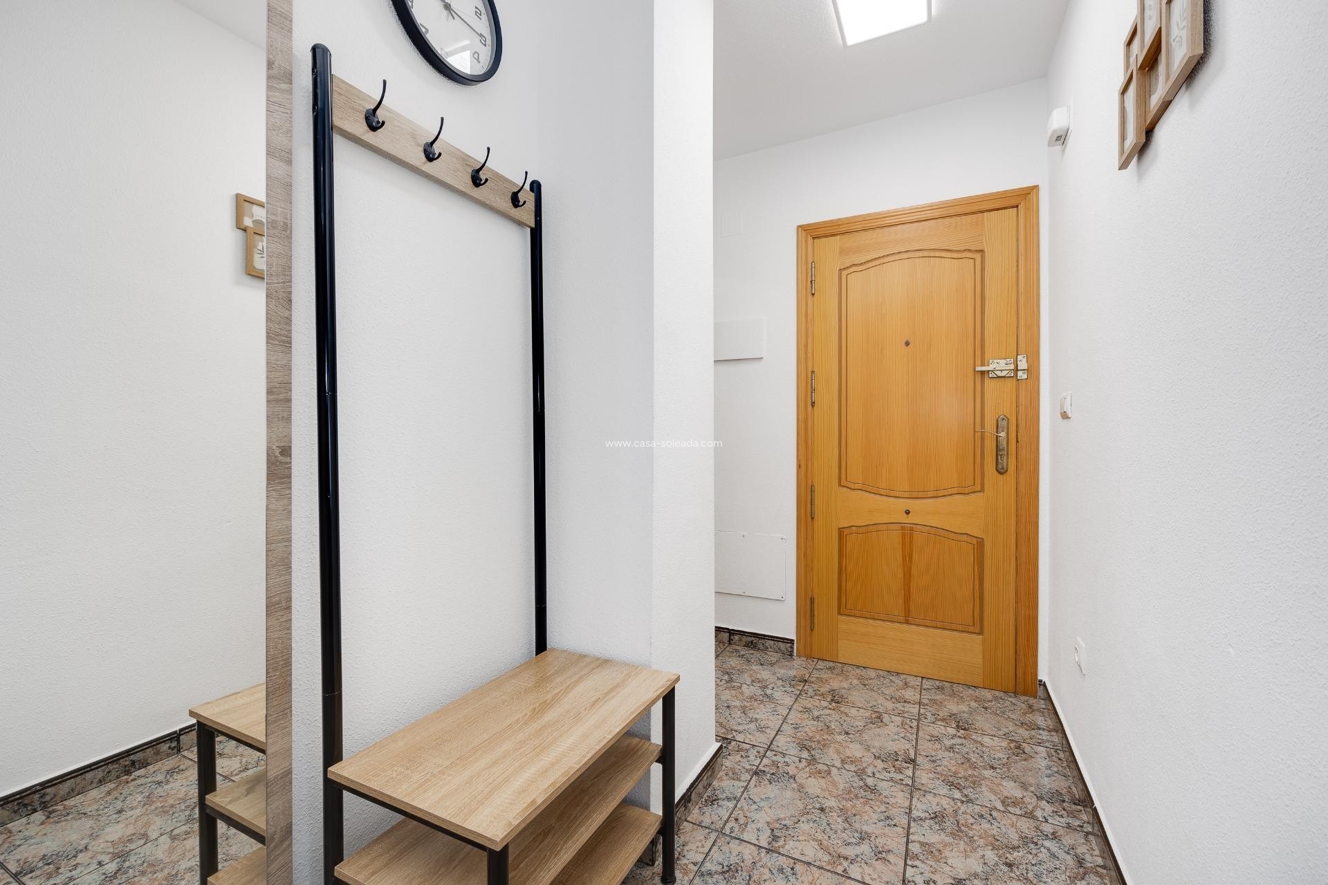Herverkoop - Appartement / flat - Torrevieja - Playa De Los Naufragos