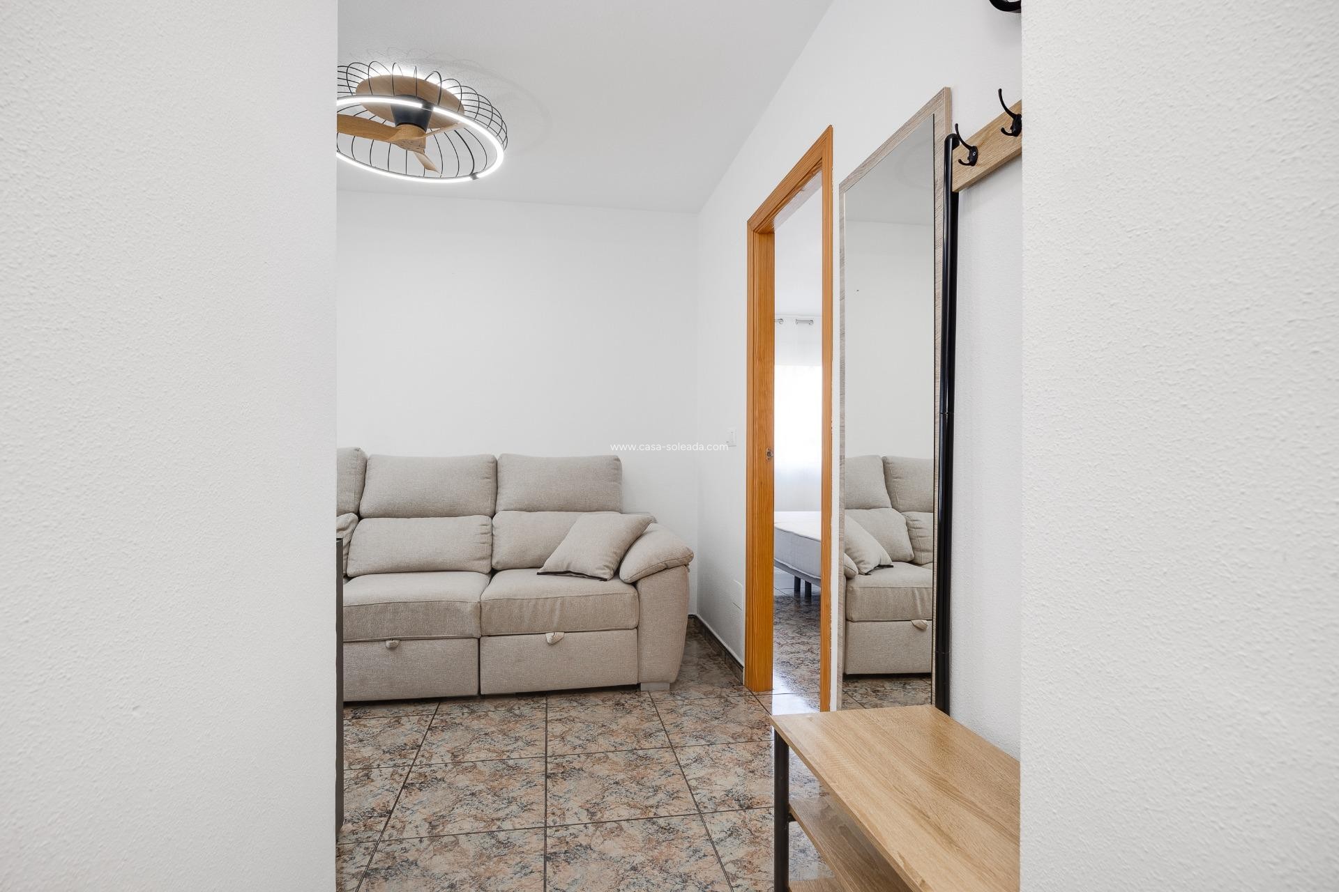 Herverkoop - Appartement / flat - Torrevieja - Playa De Los Naufragos