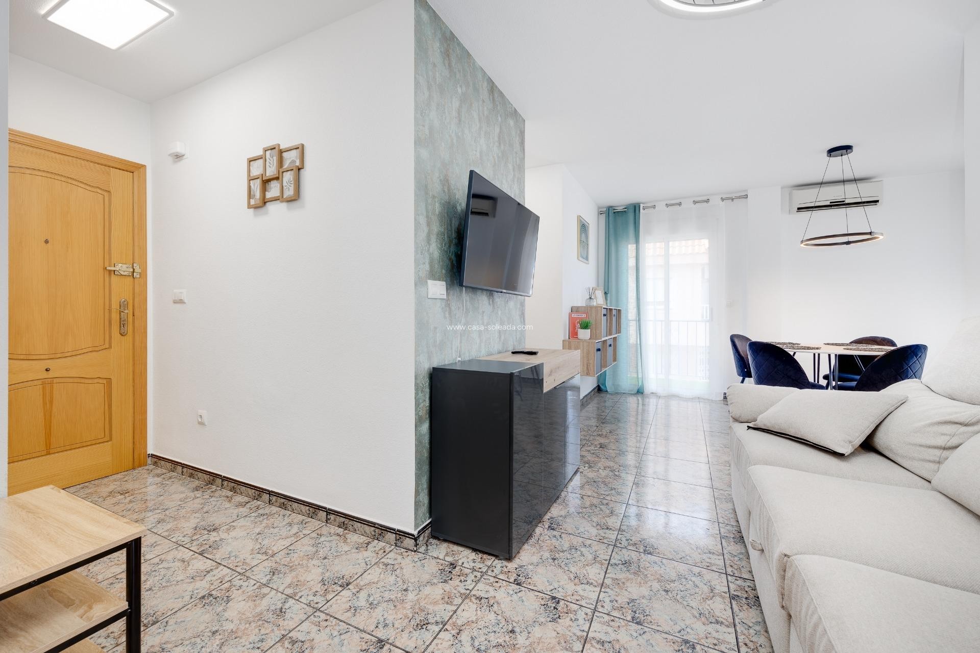 Herverkoop - Appartement / flat - Torrevieja - Playa De Los Naufragos