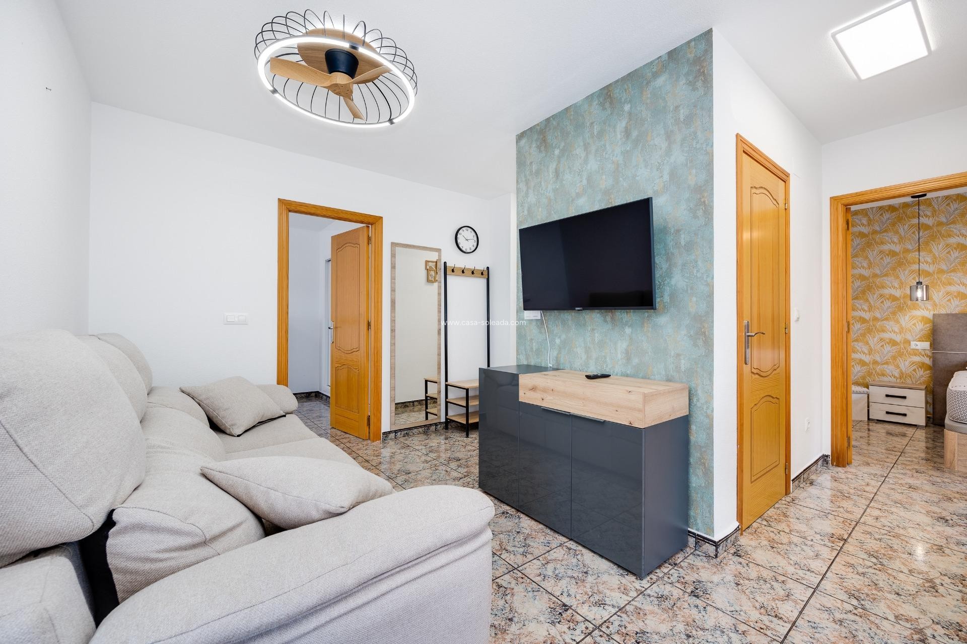 Herverkoop - Appartement / flat - Torrevieja - Playa De Los Naufragos