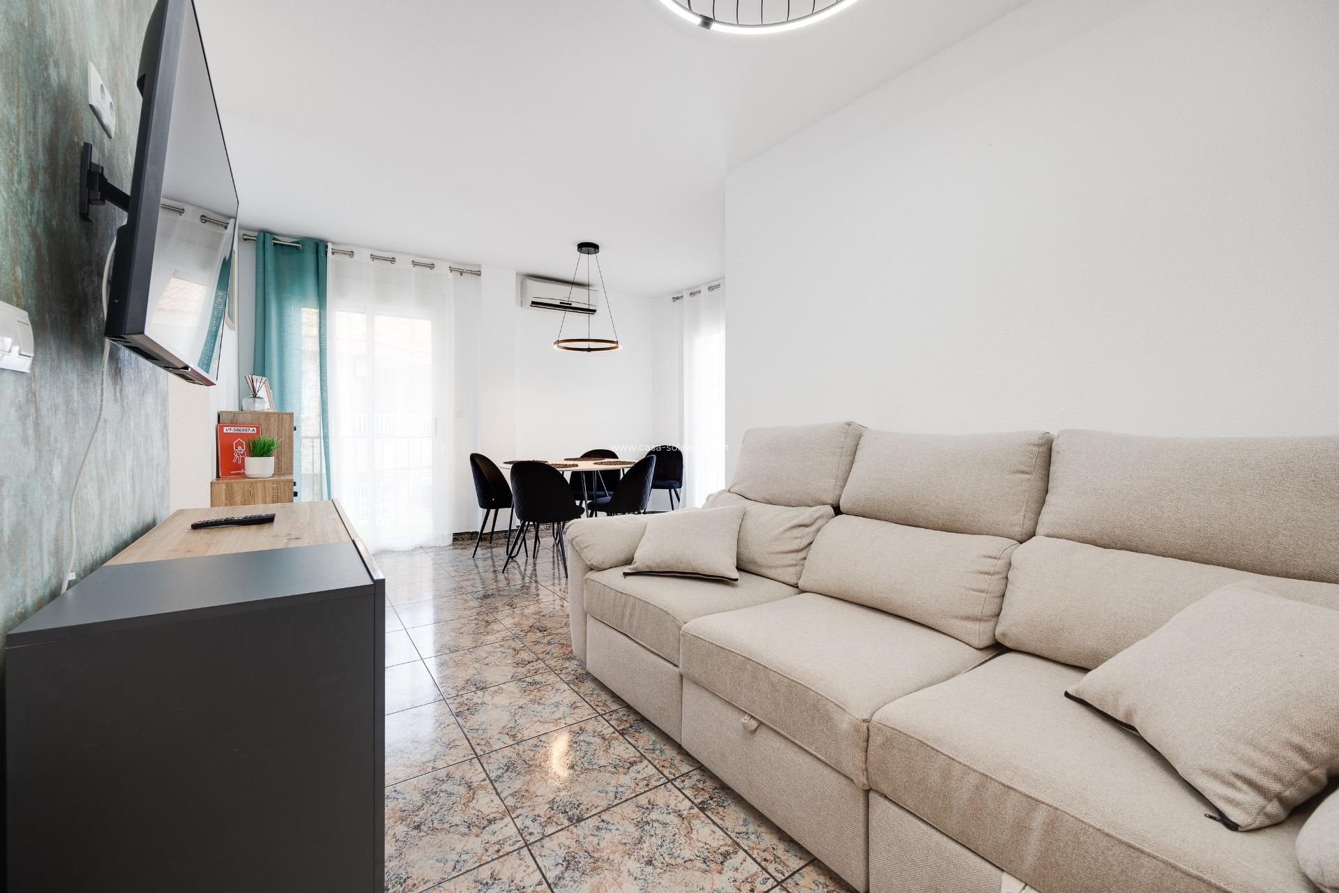 Herverkoop - Appartement / flat - Torrevieja - Playa De Los Naufragos