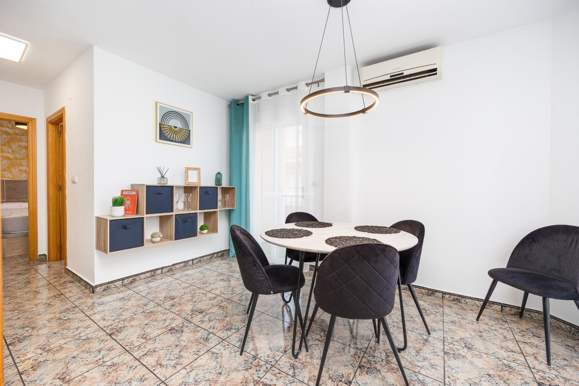 Herverkoop - Appartement / flat - Torrevieja - Playa De Los Naufragos