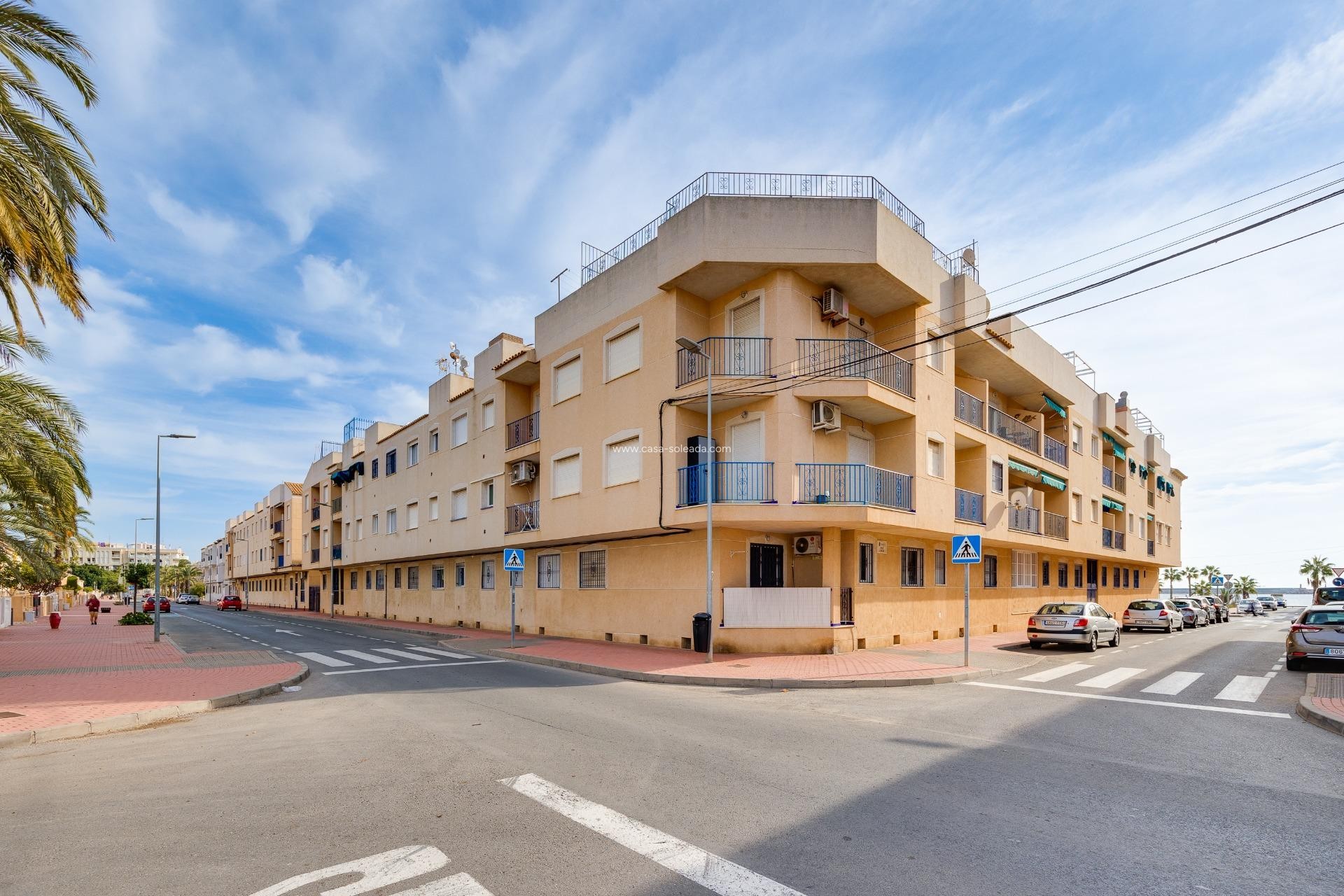 Herverkoop - Appartement / flat - Torrevieja - Playa De Los Naufragos