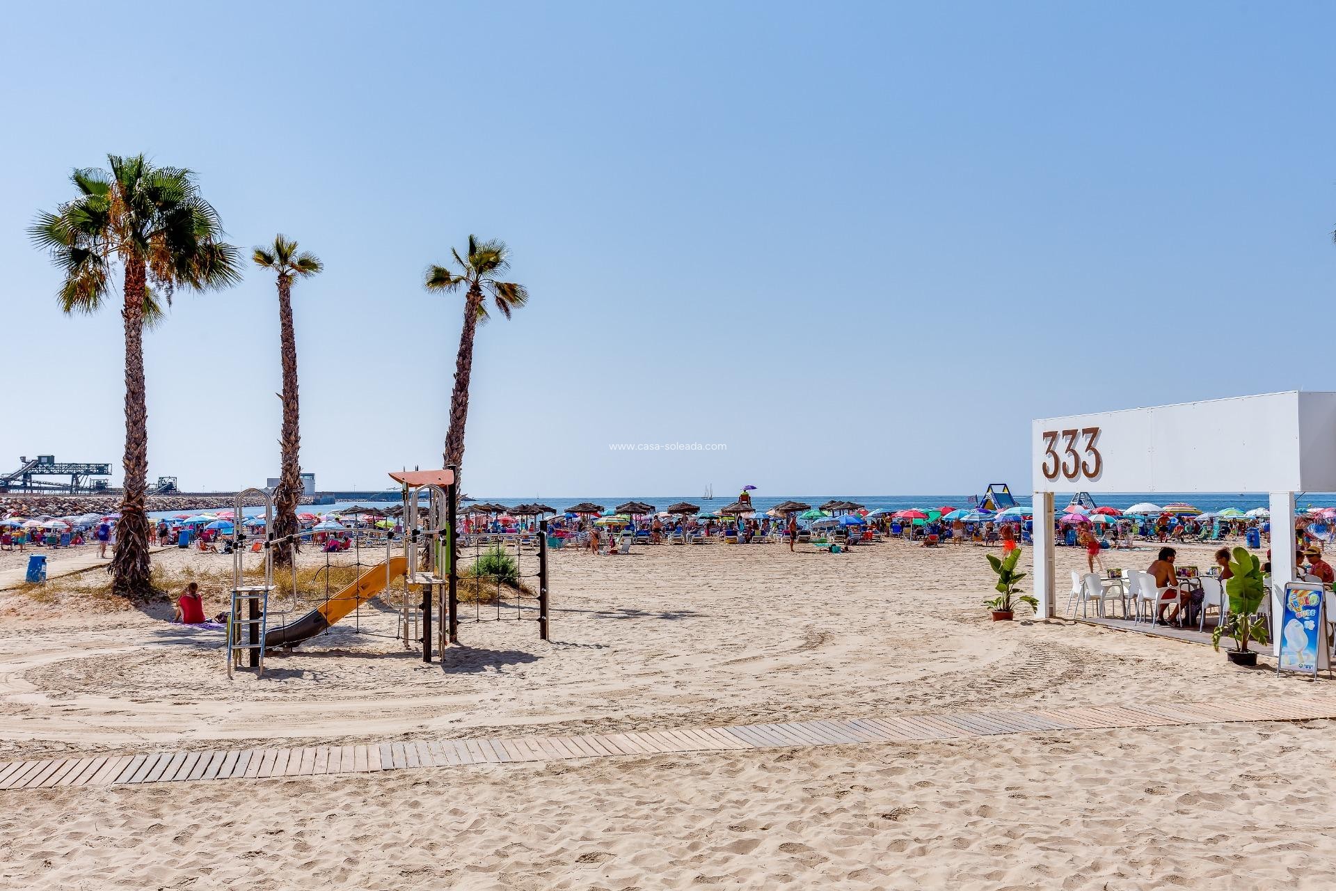 Herverkoop - Appartement / flat - Torrevieja - Playa De Los Naufragos