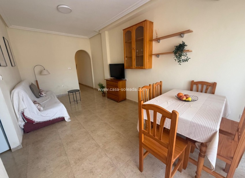 Herverkoop - Appartement / flat - Torrevieja - Playa De Los Naufragos