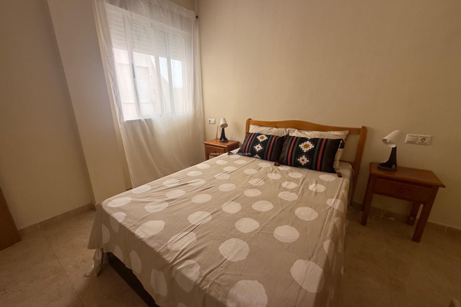 Herverkoop - Appartement / flat - Torrevieja - Playa De Los Naufragos