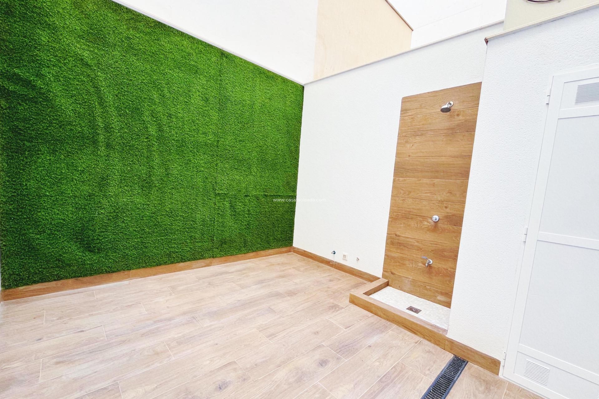 Herverkoop - Appartement / flat - Torrevieja - Playa del Cura