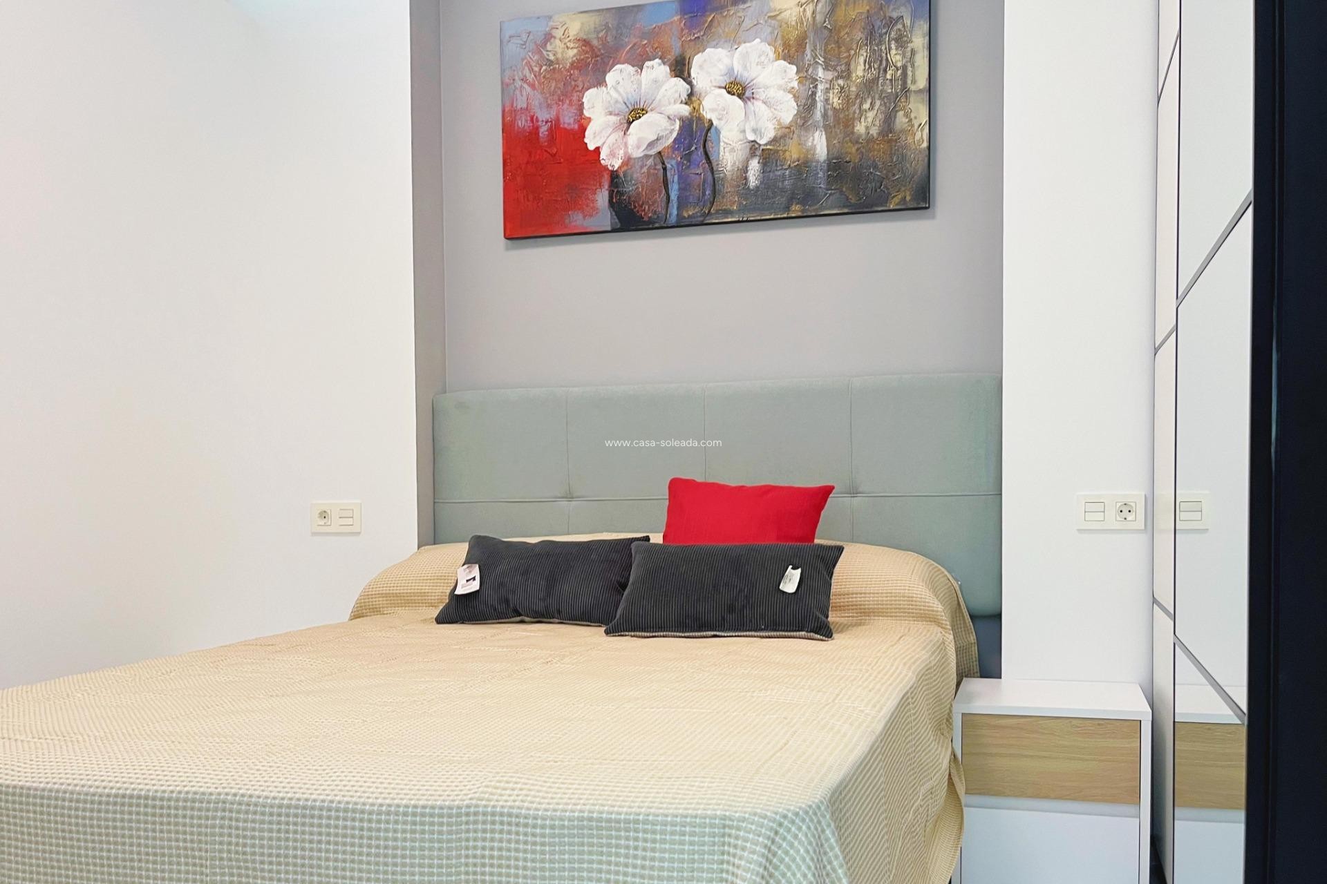 Herverkoop - Appartement / flat - Torrevieja - Playa del Cura