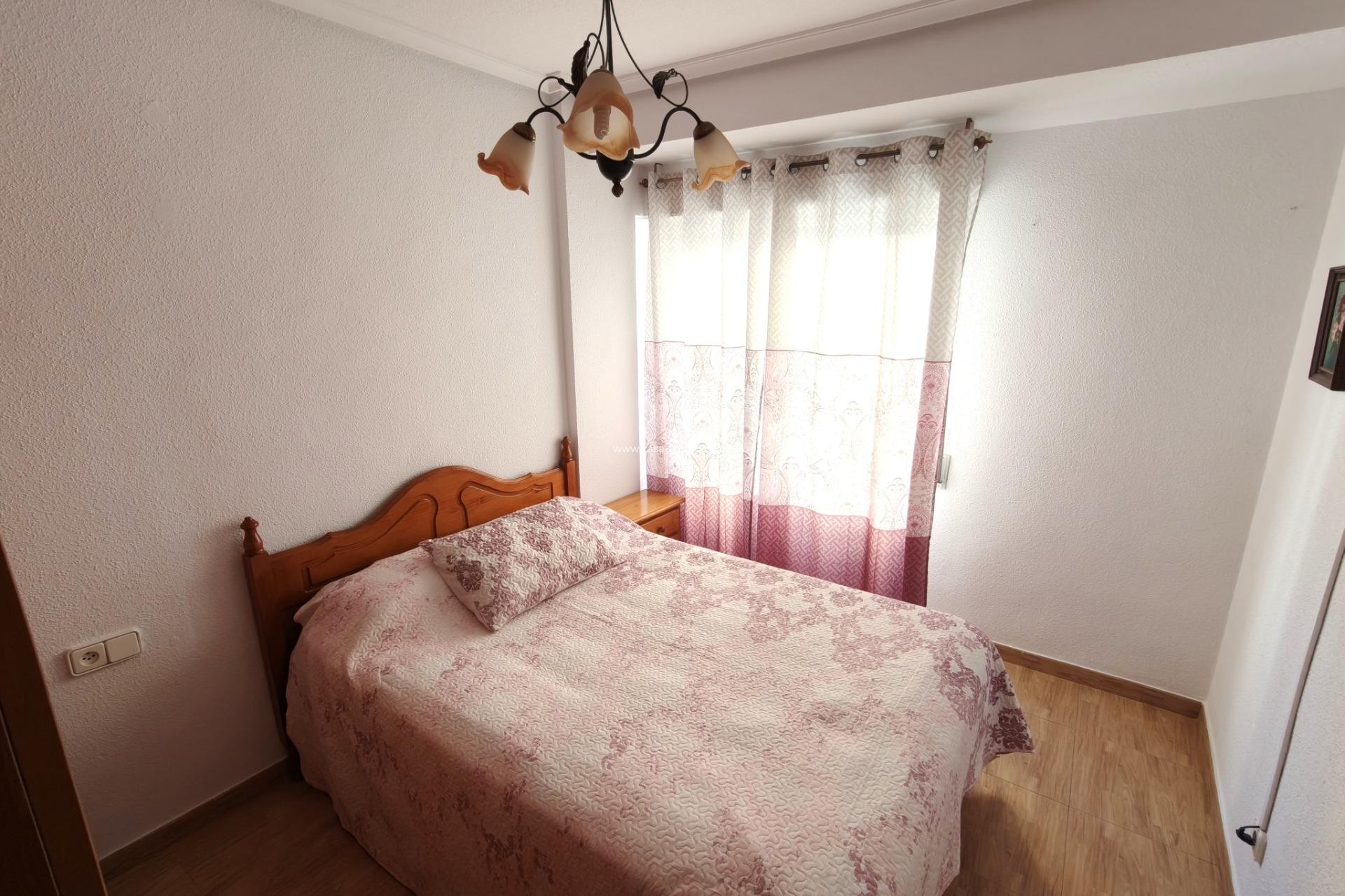 Herverkoop - Appartement / flat - Torrevieja - Playa del Cura
