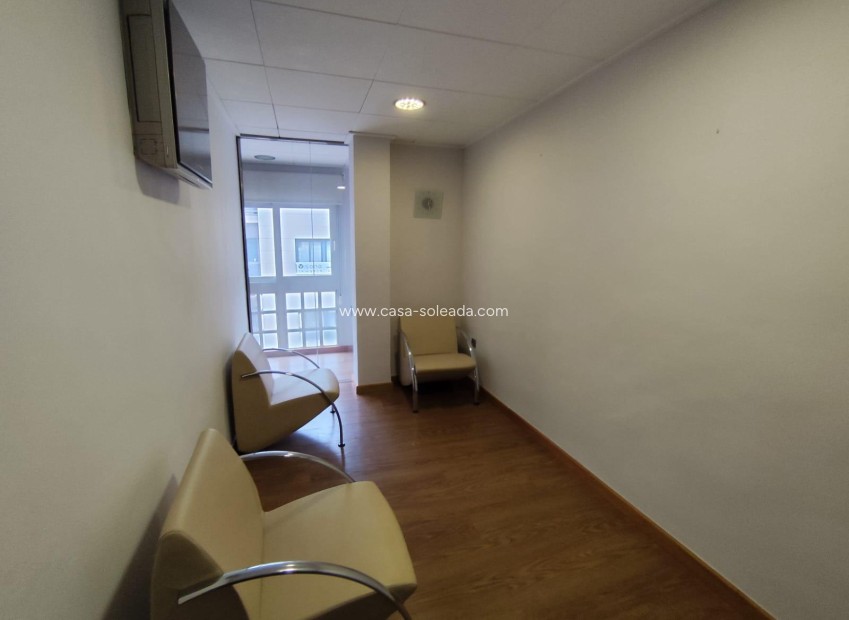 Herverkoop - Appartement / flat - Torrevieja - Puerto