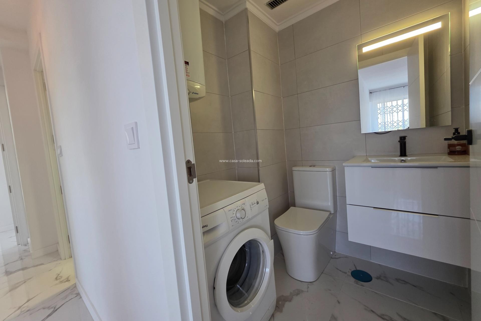 Herverkoop - Appartement / flat - Torrevieja - Punta Prima