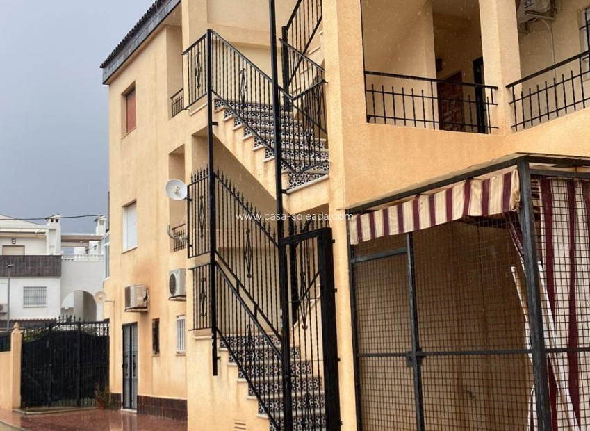 Herverkoop - Appartement / flat - Torrevieja - Punta Prima