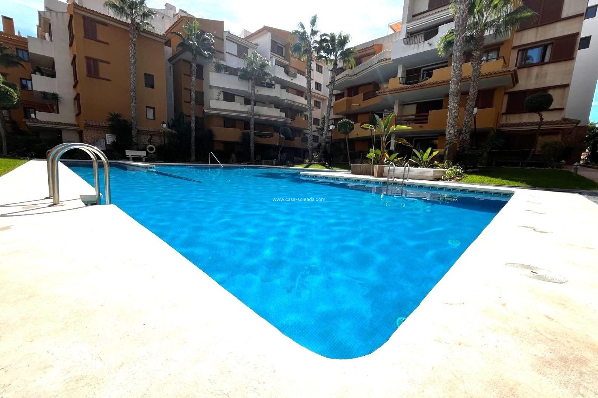 Herverkoop - Appartement / flat - Torrevieja - Punta Prima