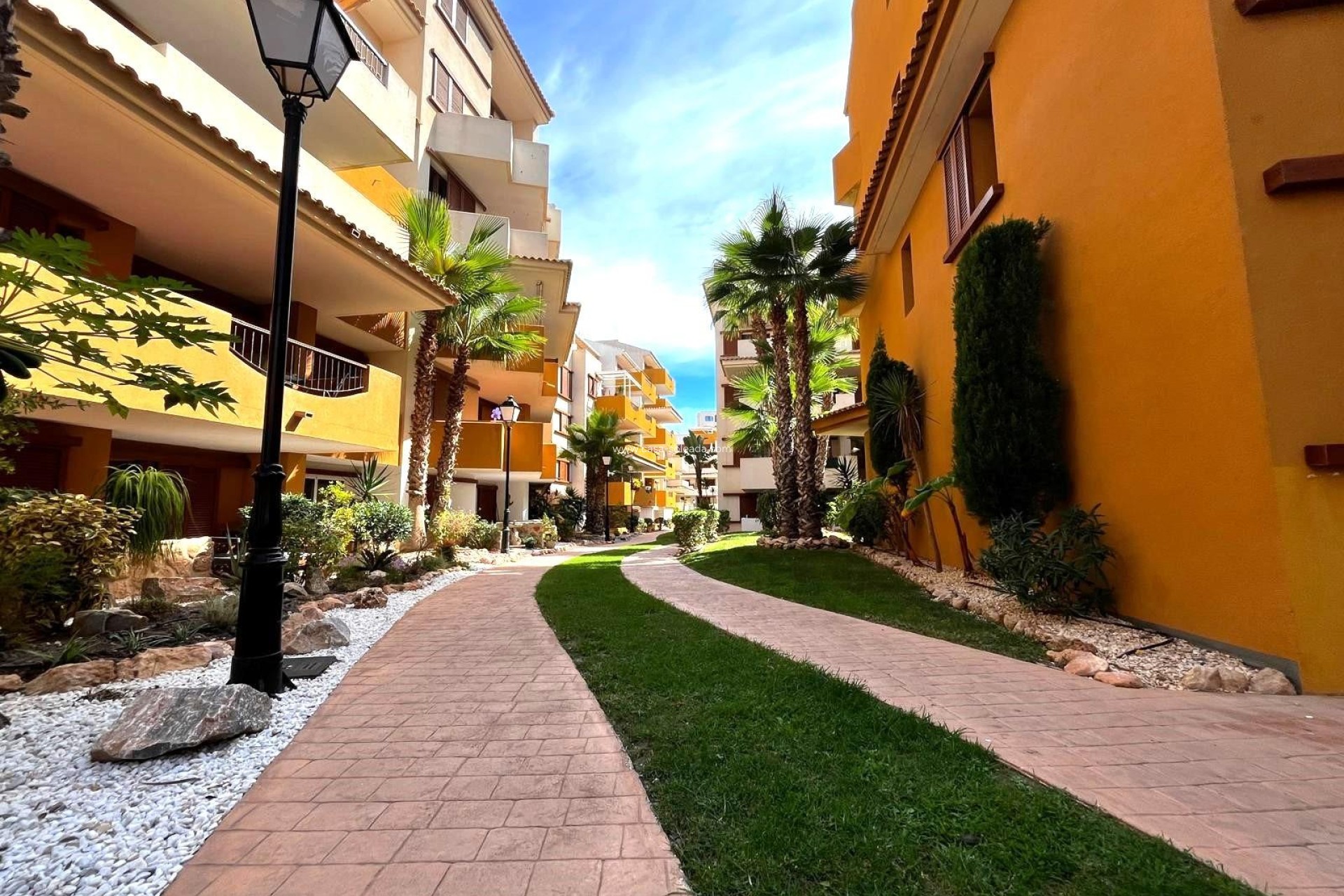 Herverkoop - Appartement / flat - Torrevieja - Punta Prima
