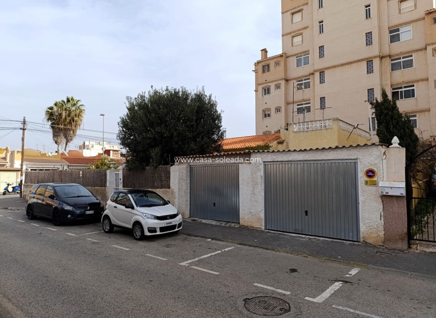 Herverkoop - Country Property/Finca - Torrevieja - Nueva Torrevieja