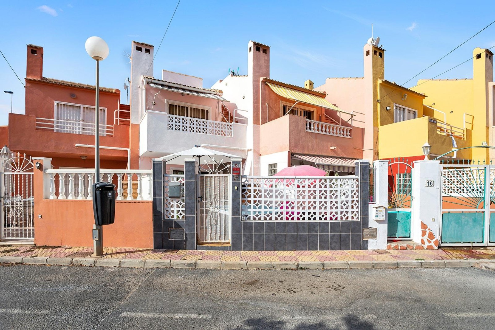 Herverkoop - Herenhuis - Torrevieja - Aguas nuevas