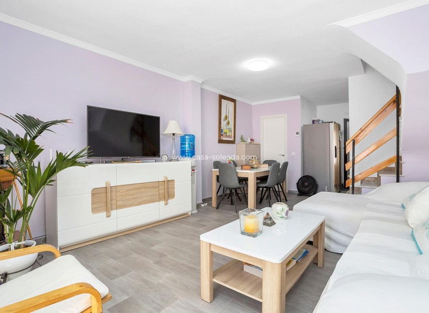Herverkoop - Herenhuis - Torrevieja - Aguas nuevas