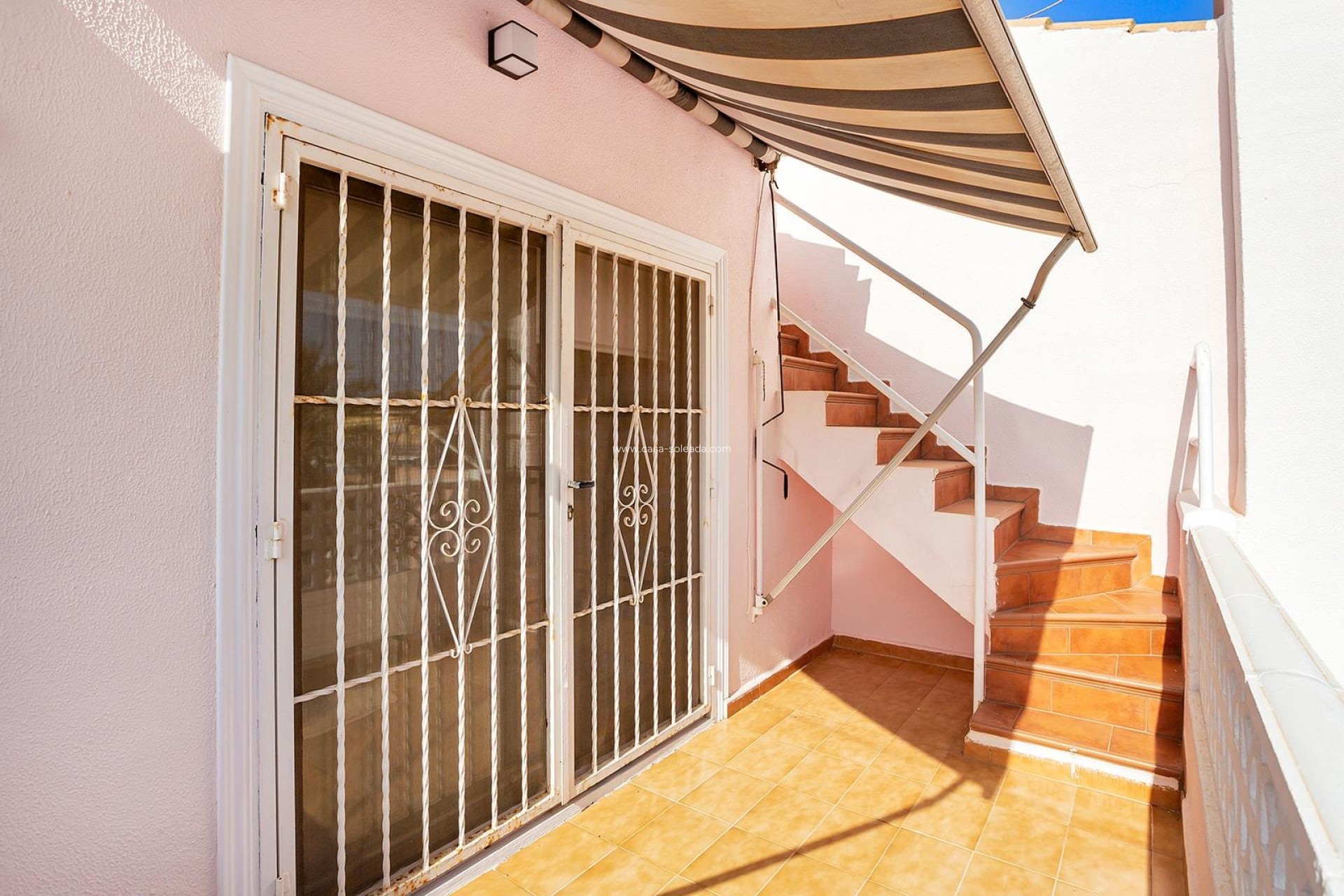 Herverkoop - Herenhuis - Torrevieja - Aguas nuevas