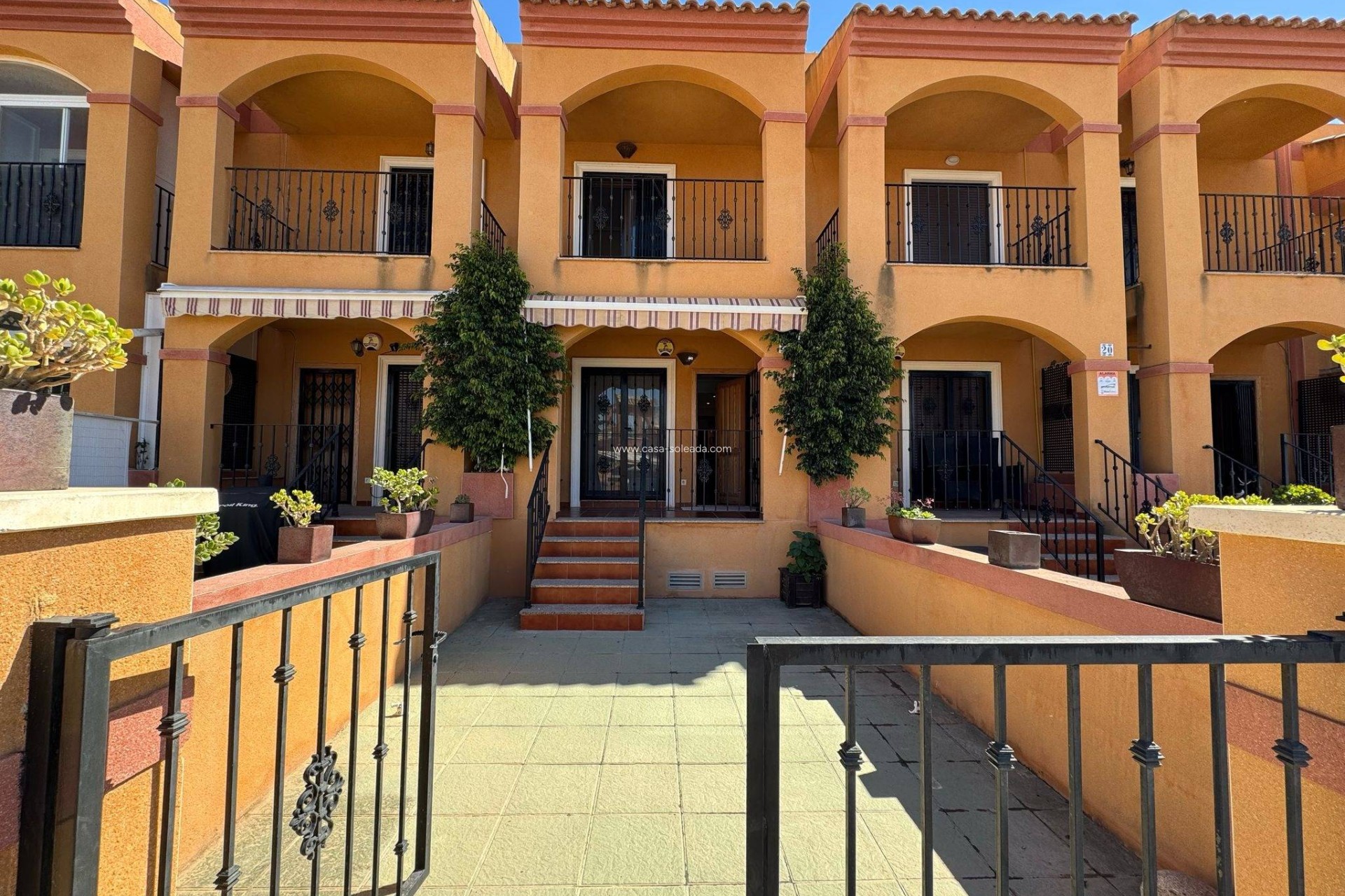 Herverkoop - Herenhuis - Torrevieja - Aguas nuevas