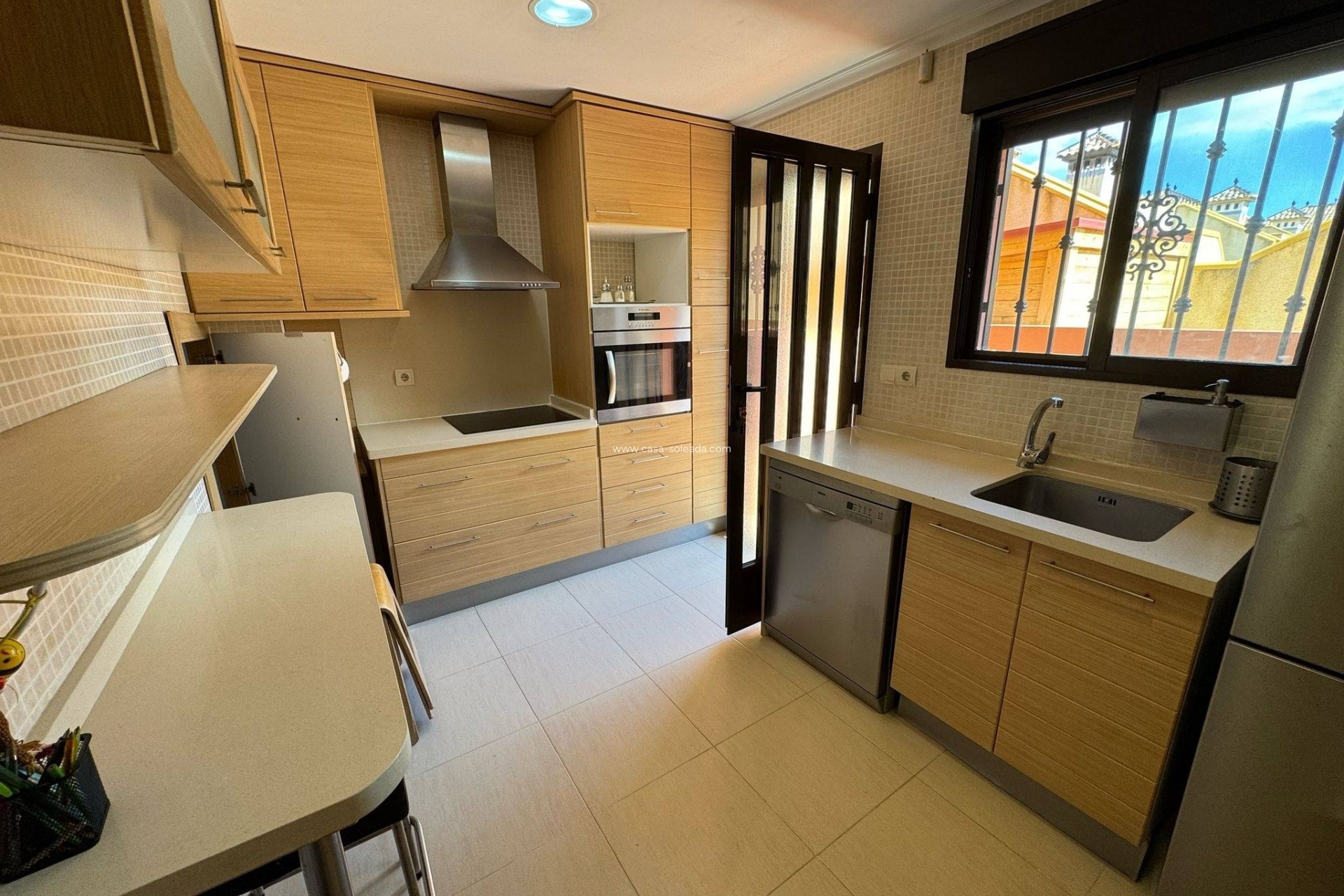 Herverkoop - Herenhuis - Torrevieja - Aguas nuevas