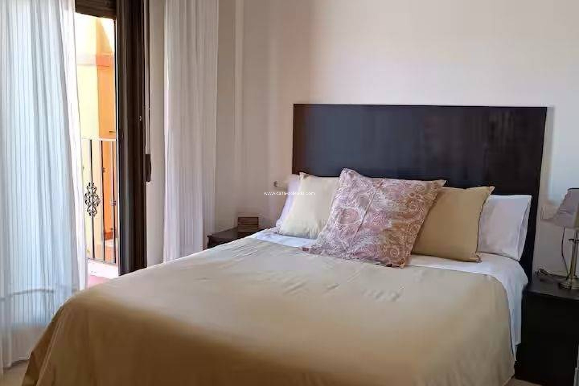 Herverkoop - Herenhuis - Torrevieja - Aguas nuevas