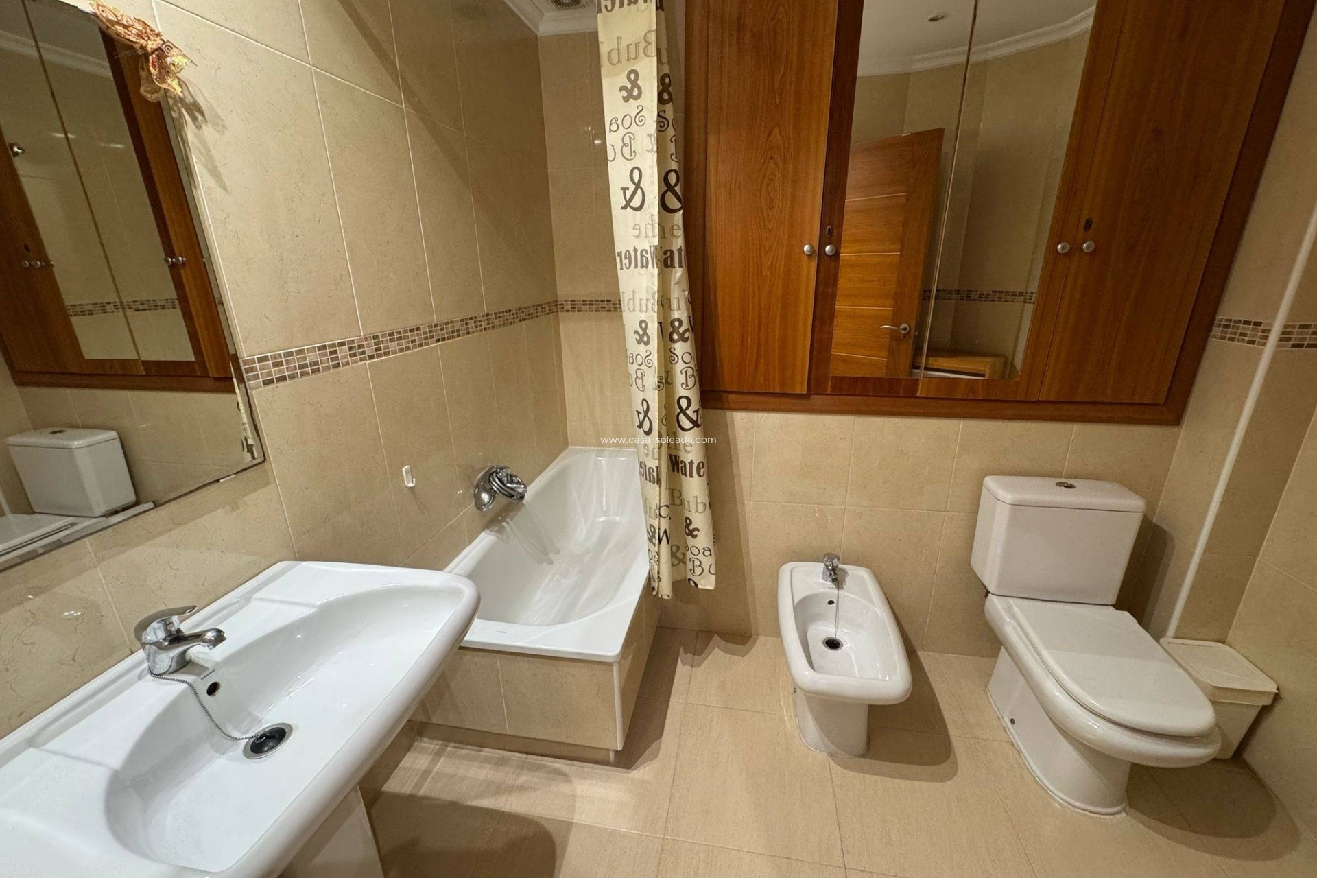 Herverkoop - Herenhuis - Torrevieja - Aguas nuevas