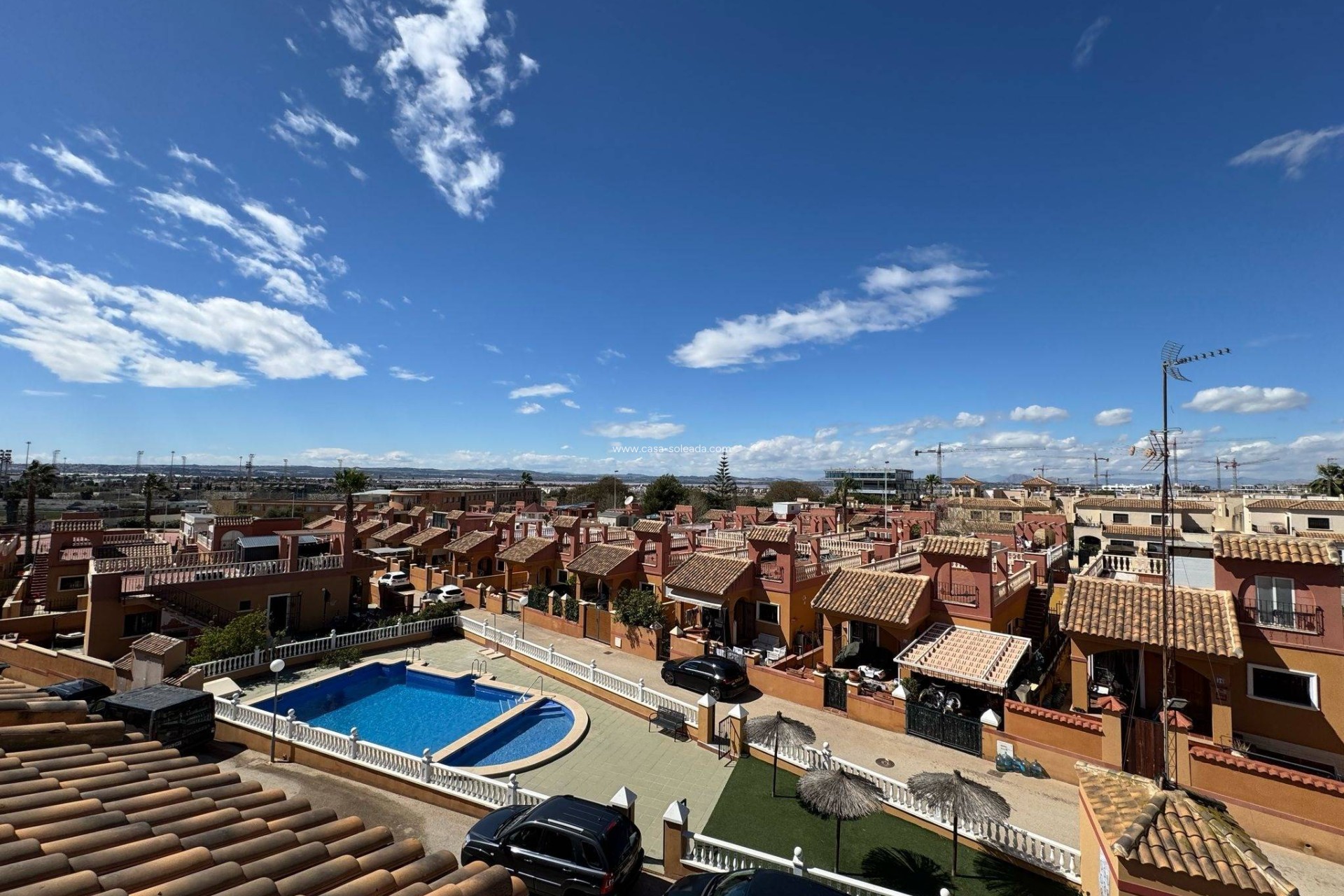 Herverkoop - Herenhuis - Torrevieja - Aguas nuevas