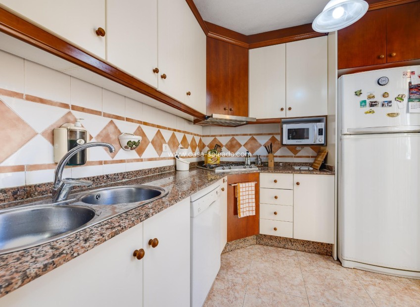 Herverkoop - Herenhuis - Torrevieja - Aguas nuevas