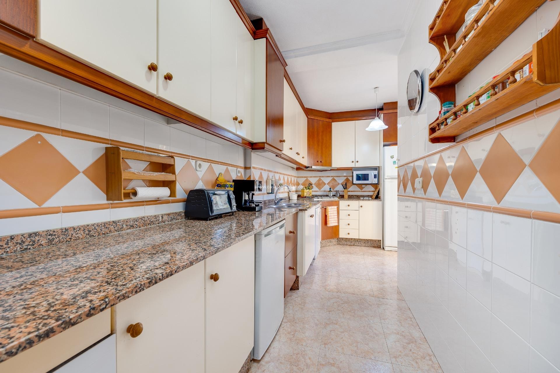 Herverkoop - Herenhuis - Torrevieja - Aguas nuevas