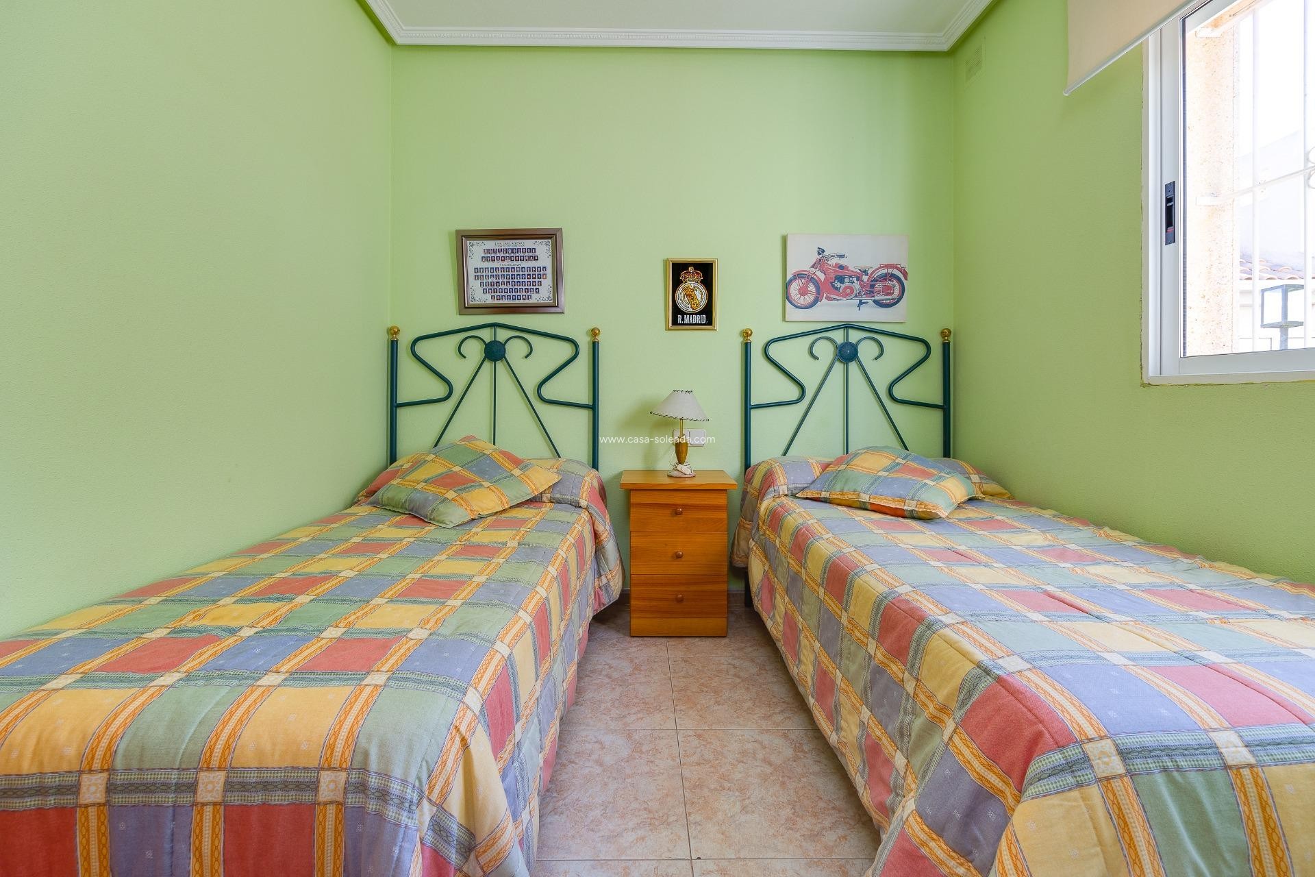 Herverkoop - Herenhuis - Torrevieja - Aguas nuevas