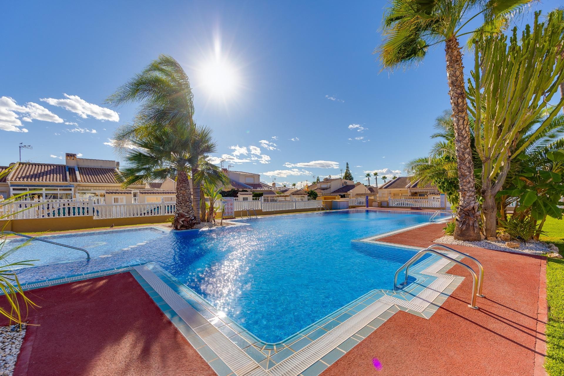 Herverkoop - Herenhuis - Torrevieja - Aguas nuevas