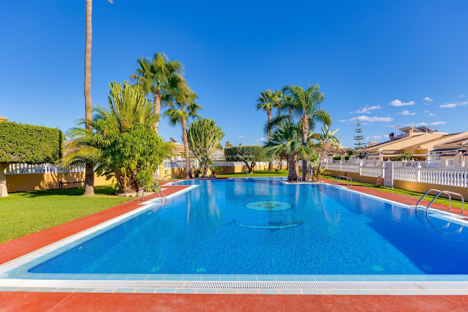 Herverkoop - Herenhuis - Torrevieja - Aguas nuevas
