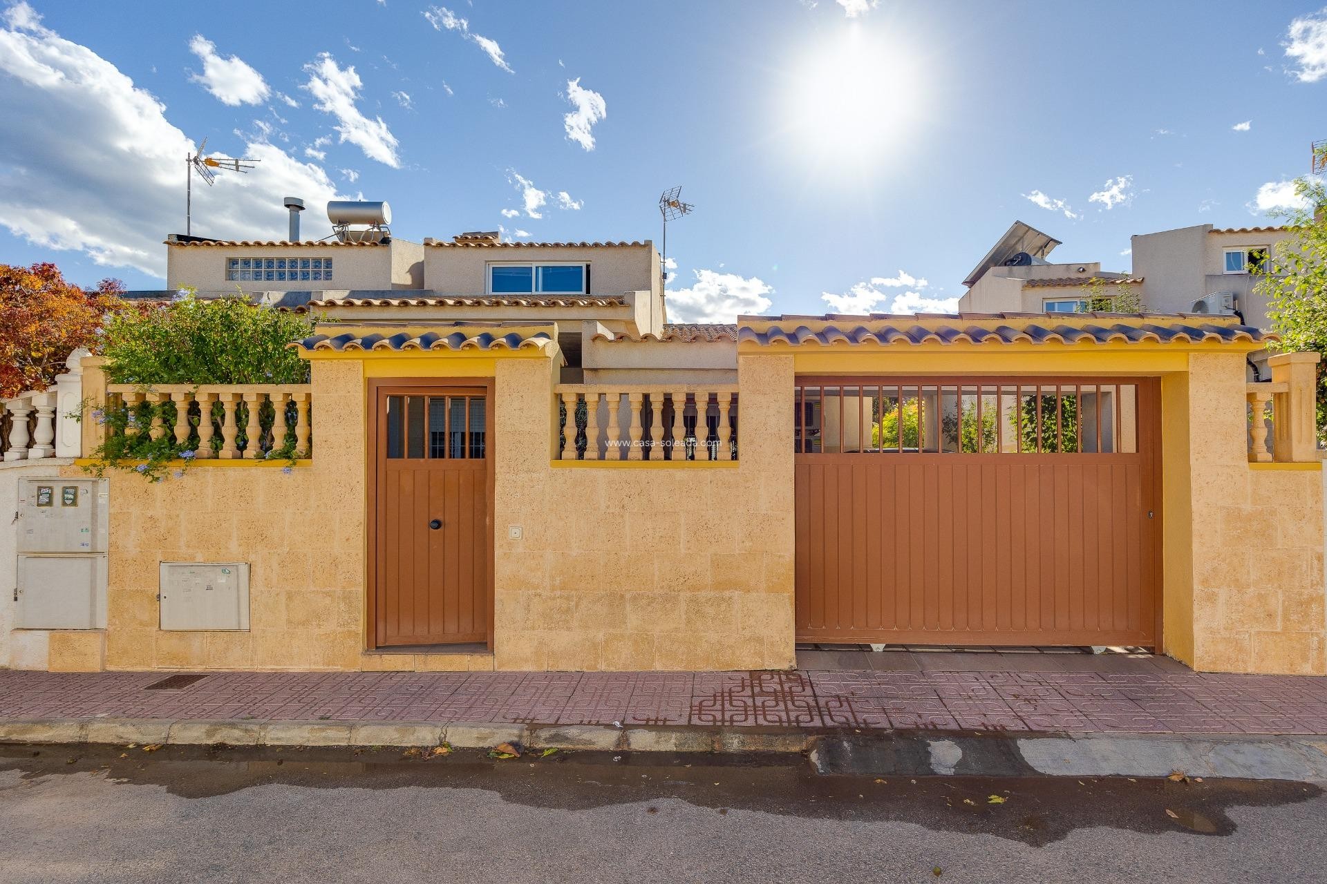 Herverkoop - Herenhuis - Torrevieja - Aguas nuevas