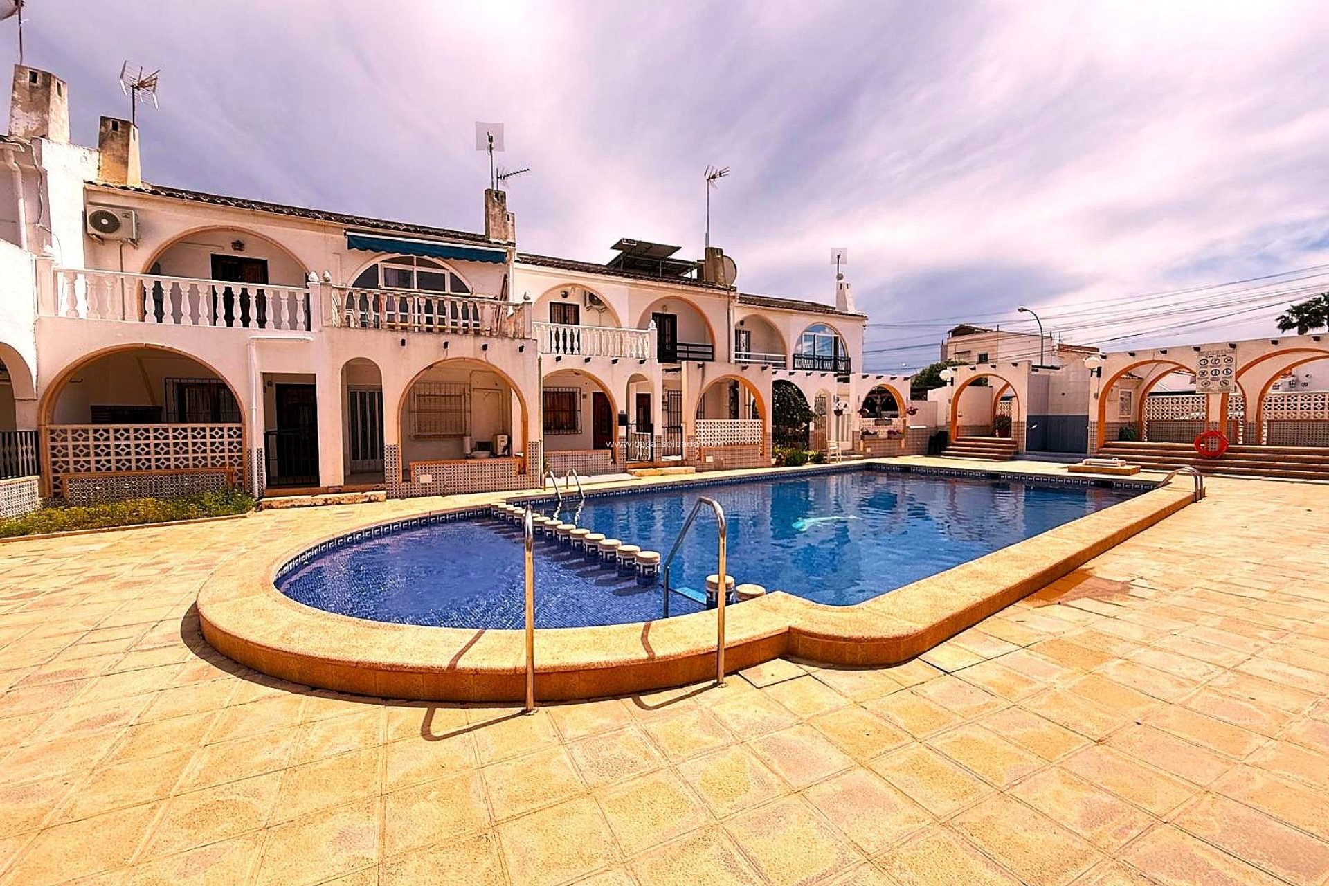 Herverkoop - Herenhuis - Torrevieja - El chaparral
