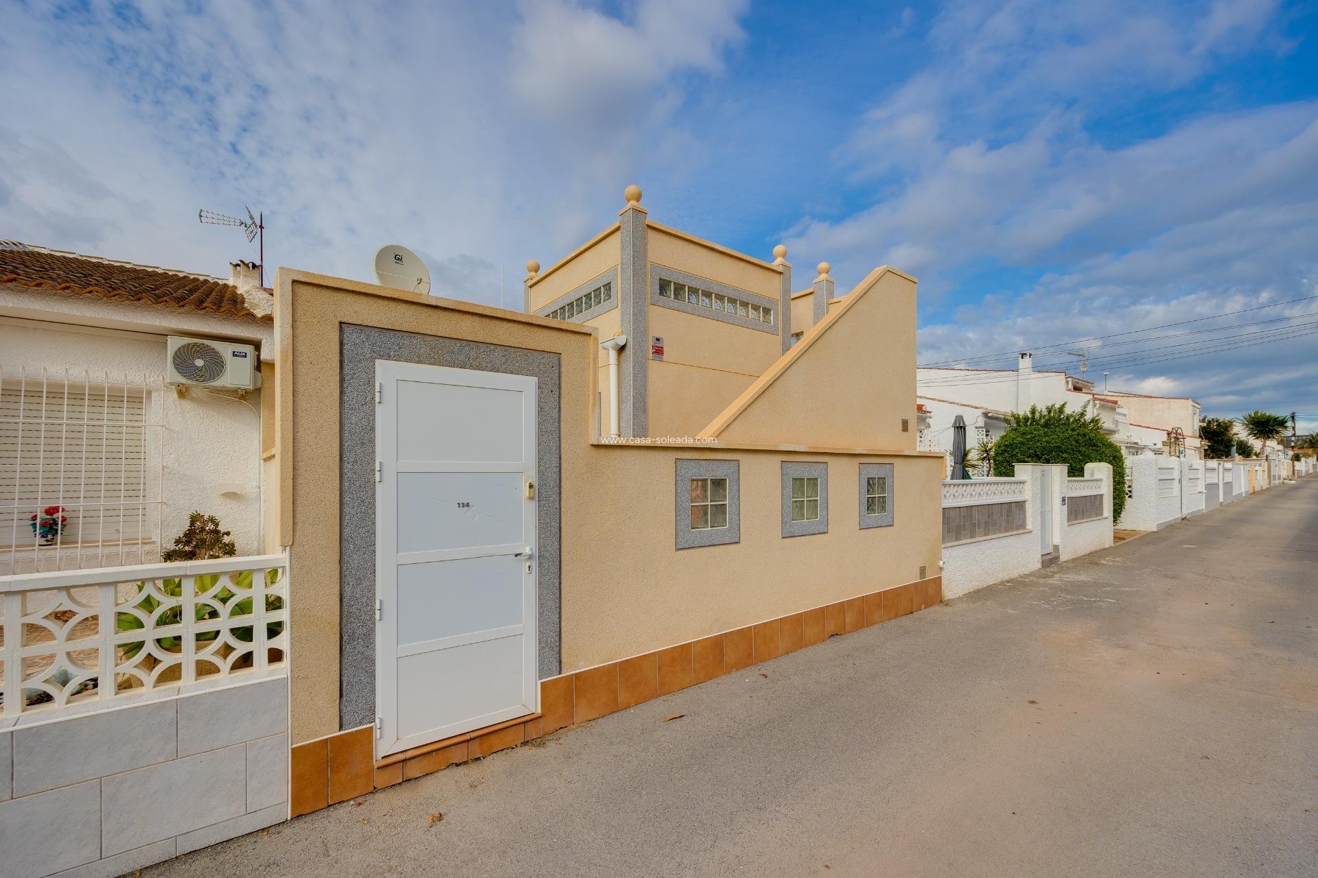 Herverkoop - Herenhuis - Torrevieja - El Limonar