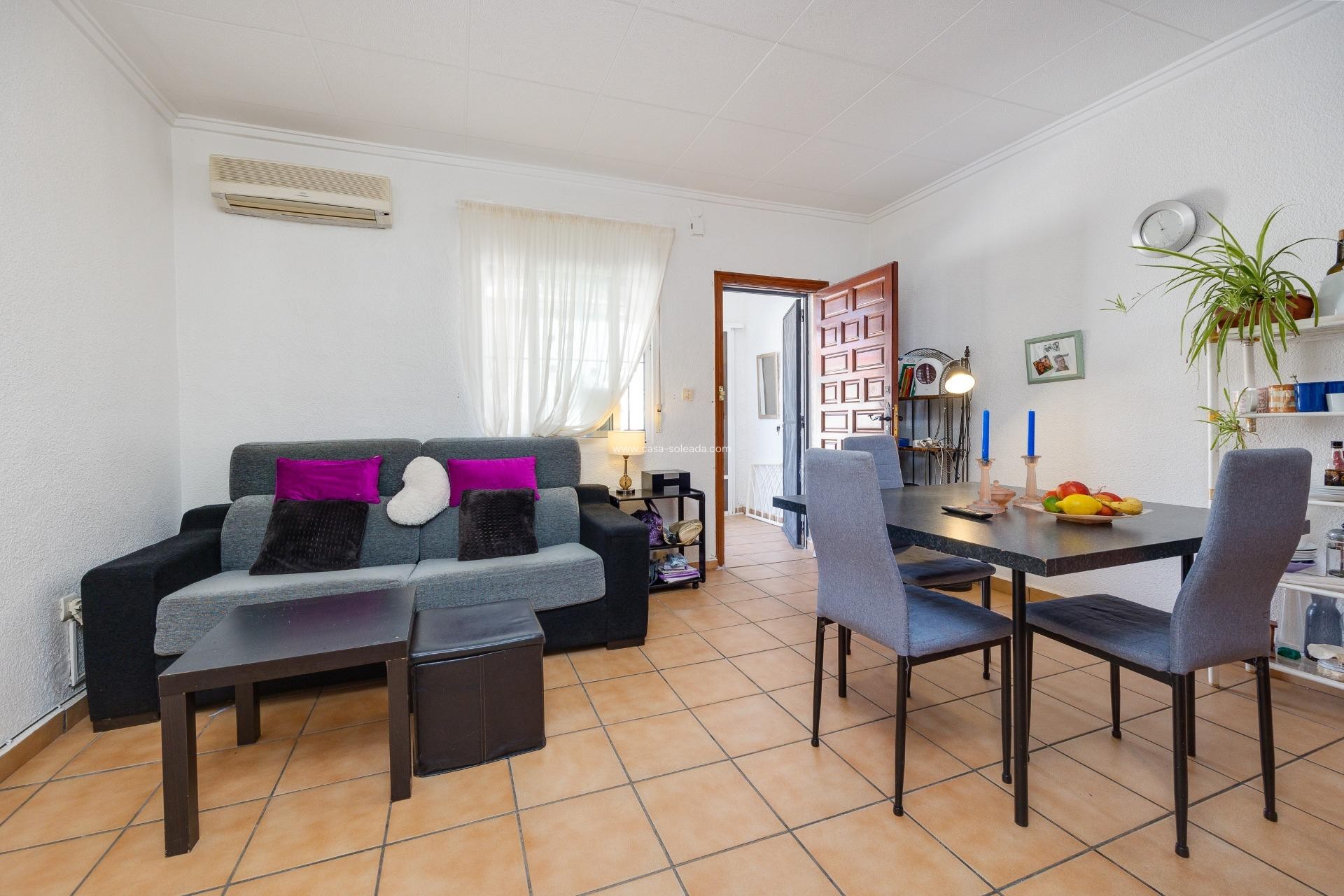 Herverkoop - Herenhuis - Torrevieja - La Siesta