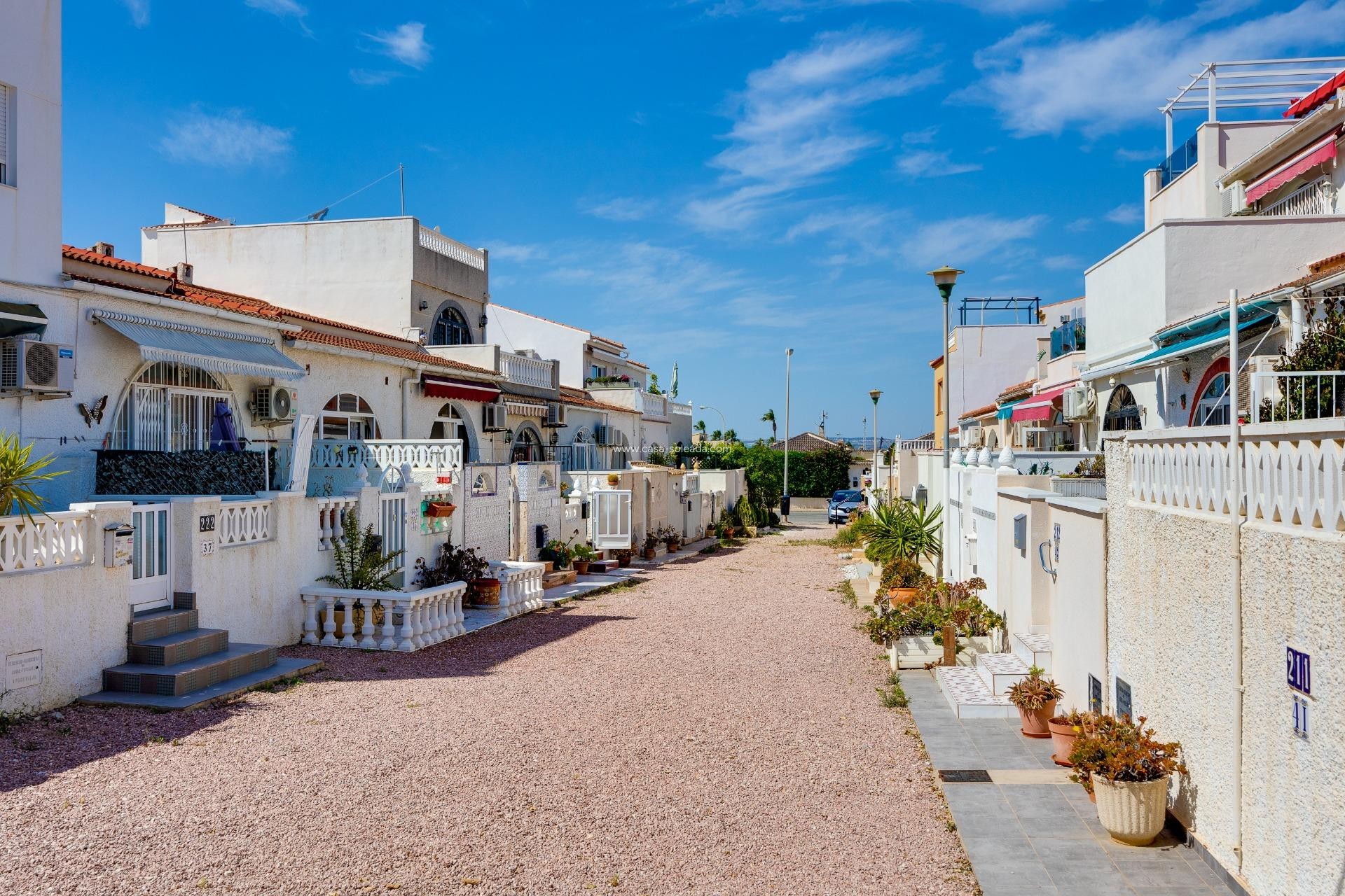 Herverkoop - Herenhuis - Torrevieja - La Siesta