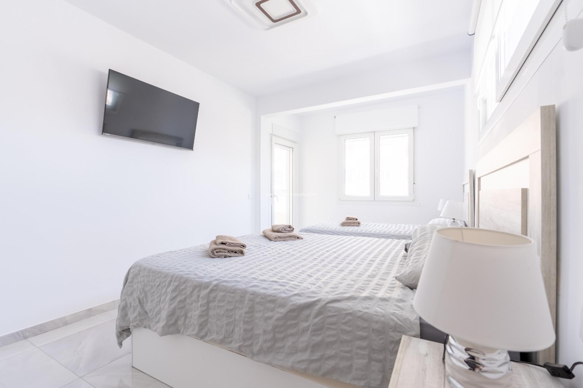 Herverkoop - Herenhuis - Torrevieja - Punta Prima