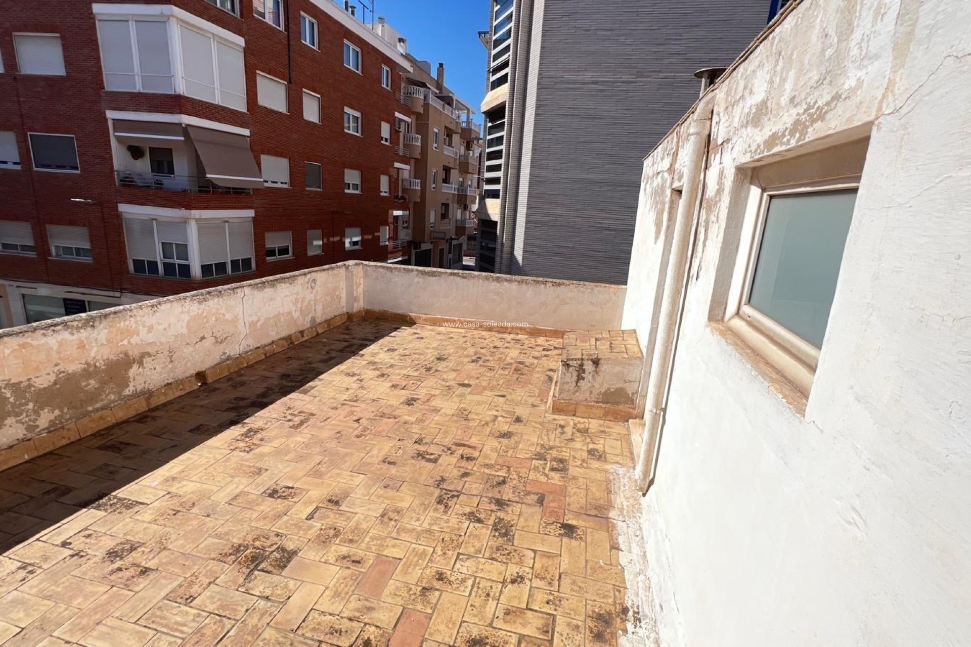 Herverkoop - Herenhuis - Torrevieja